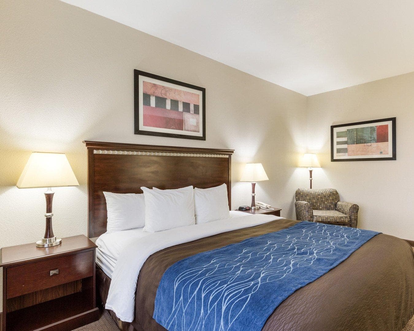 Comfort Inn & Suites Winnie - Image 5