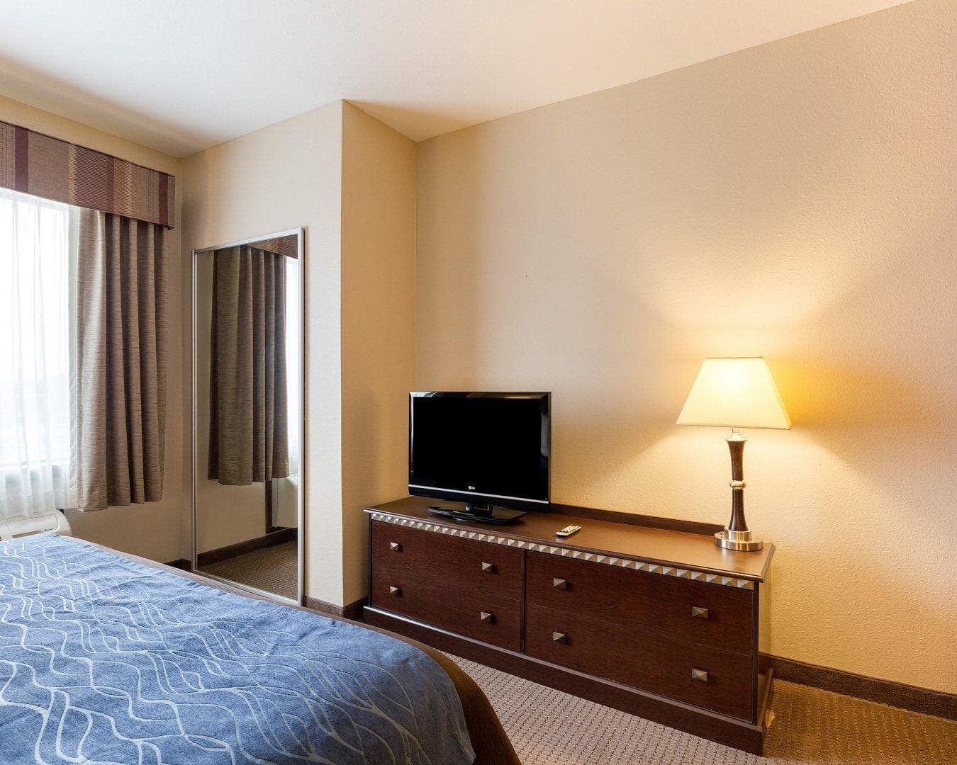 Comfort Inn & Suites Winnie — 14