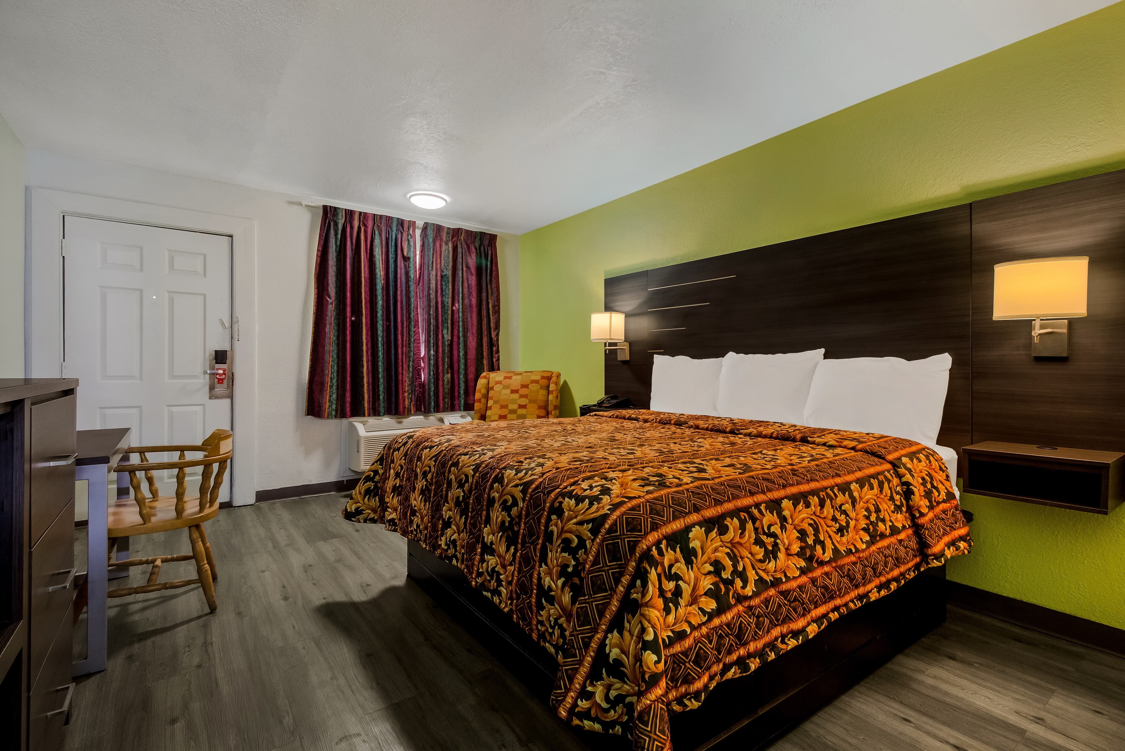 Rodeway Inn Conference Center — 8