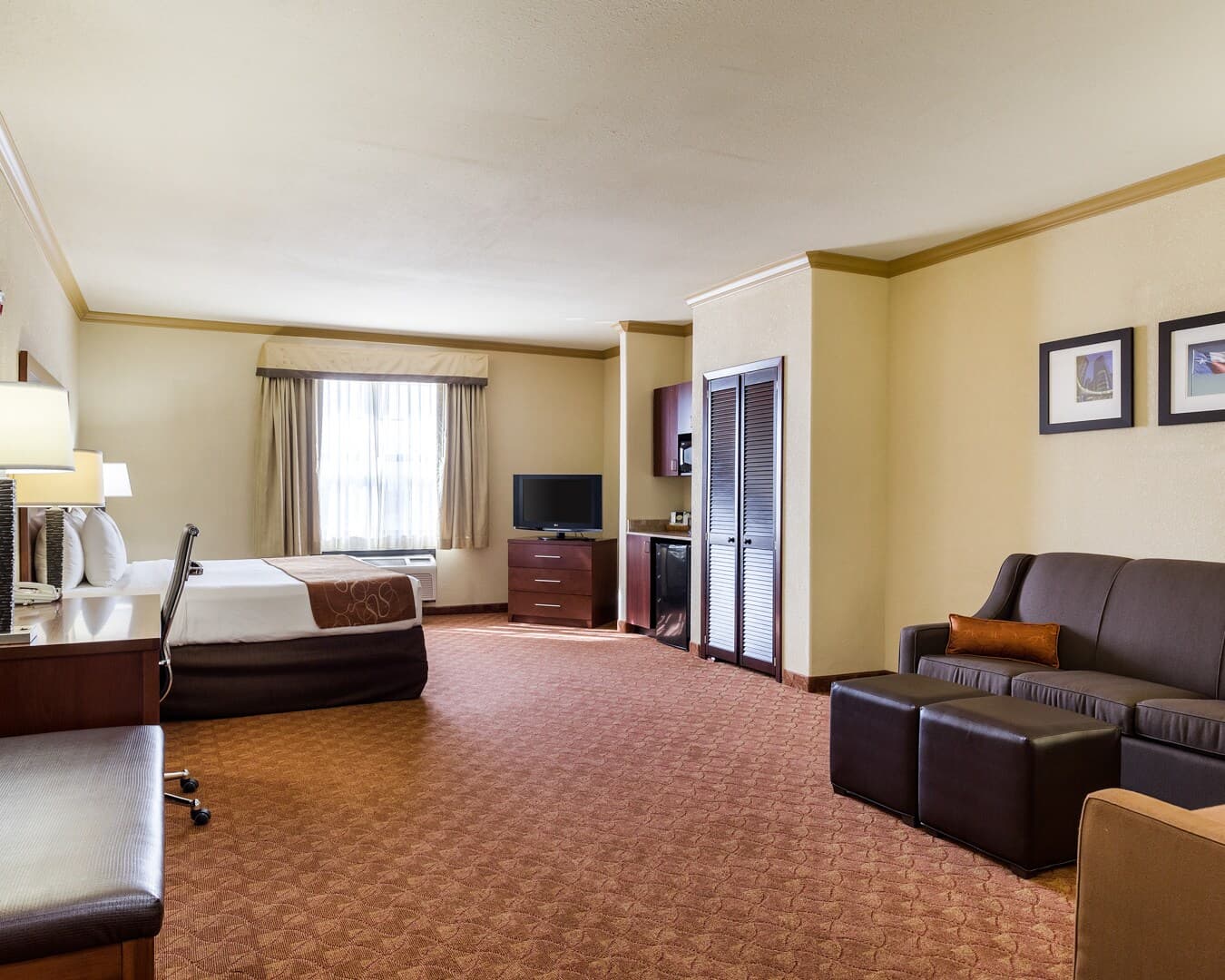 Comfort Suites near NASA - Clear Lake - Image 2