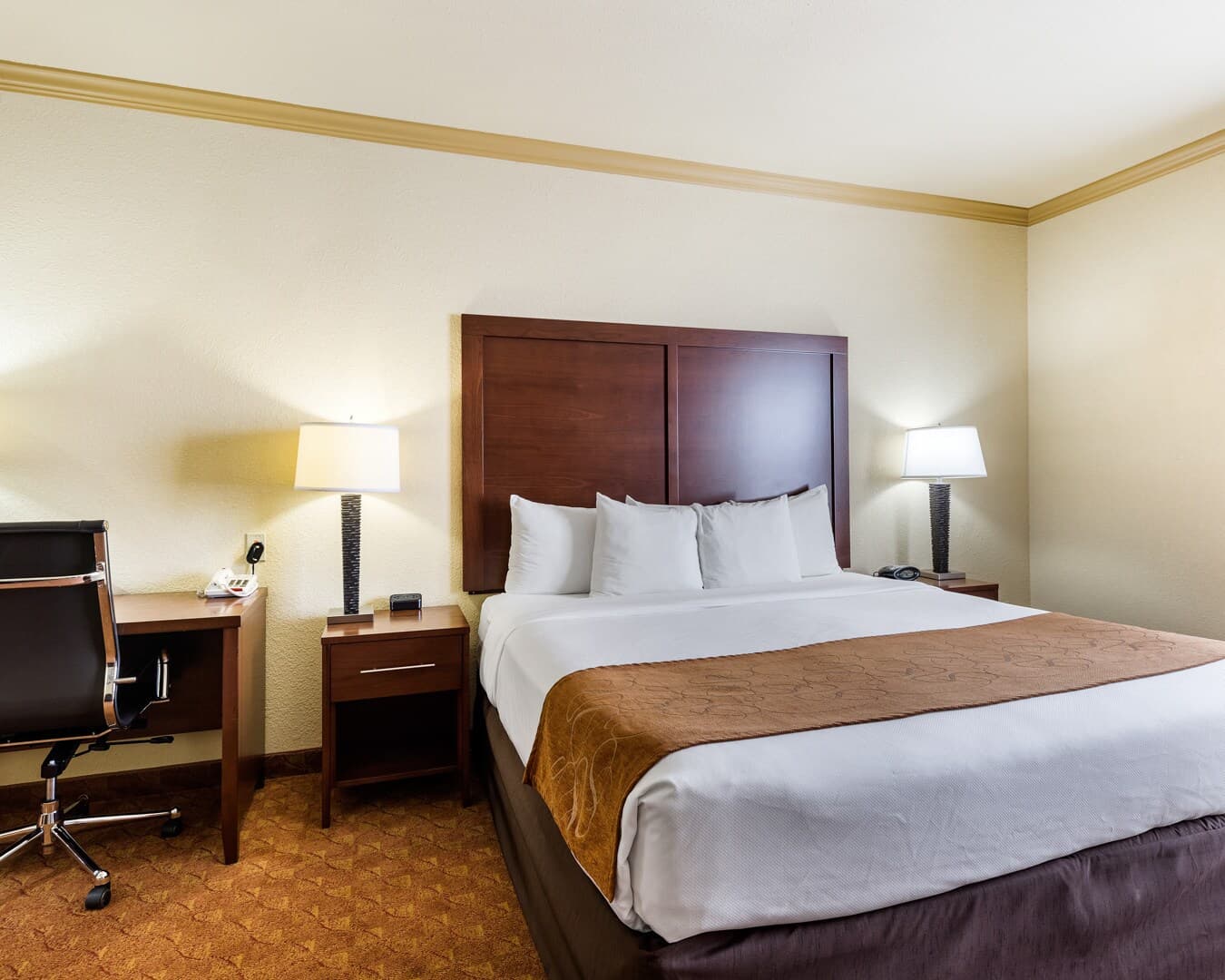 Comfort Suites near NASA - Clear Lake - Image 3