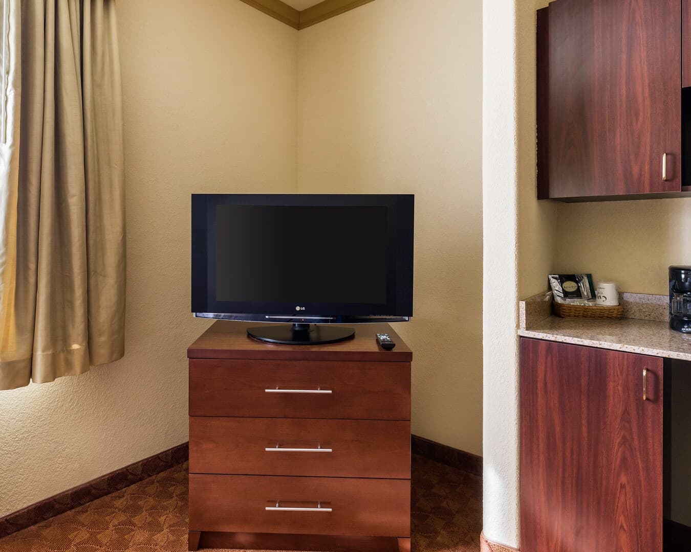 Comfort Suites near NASA - Clear Lake - Image 4