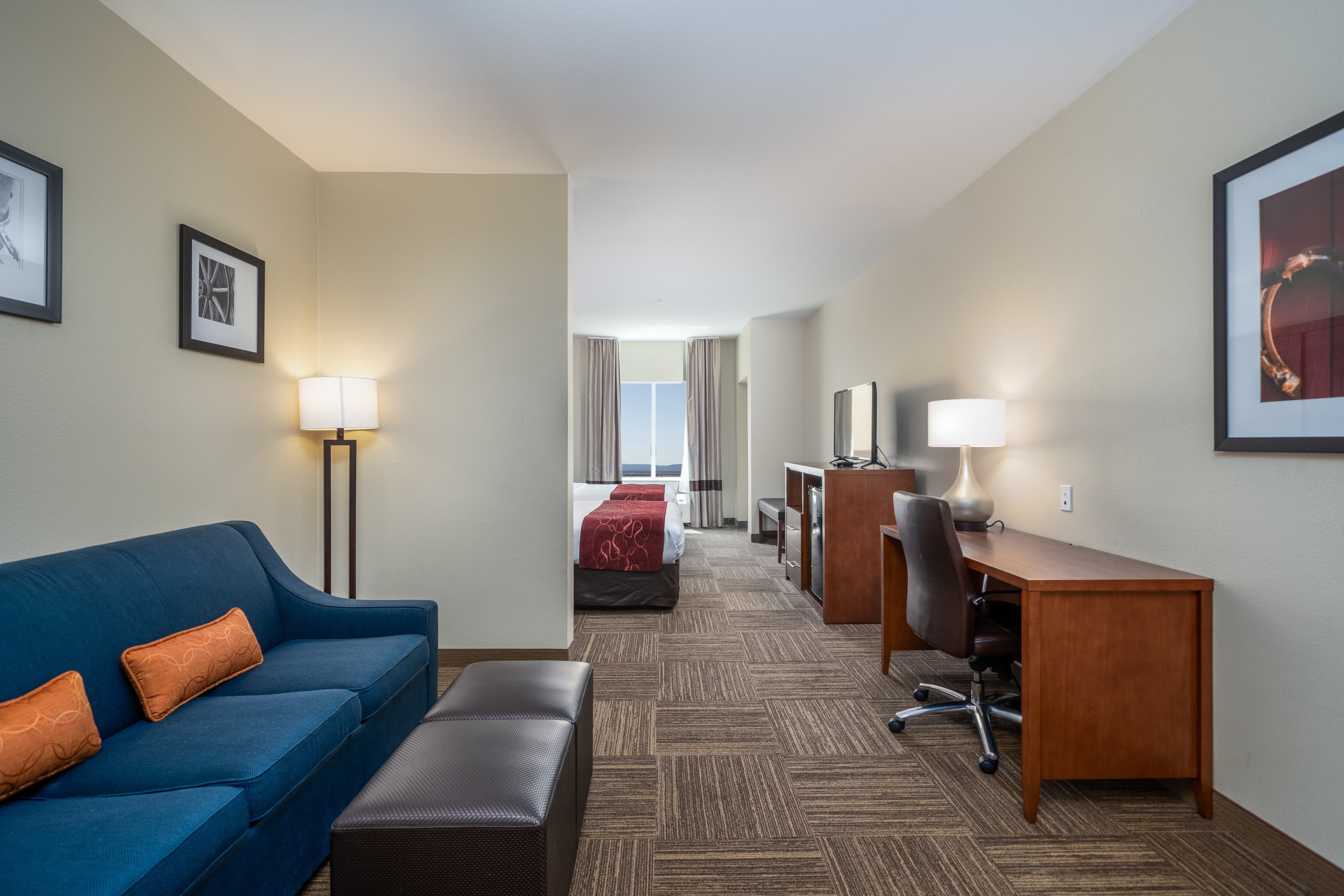 Comfort Suites University — 15