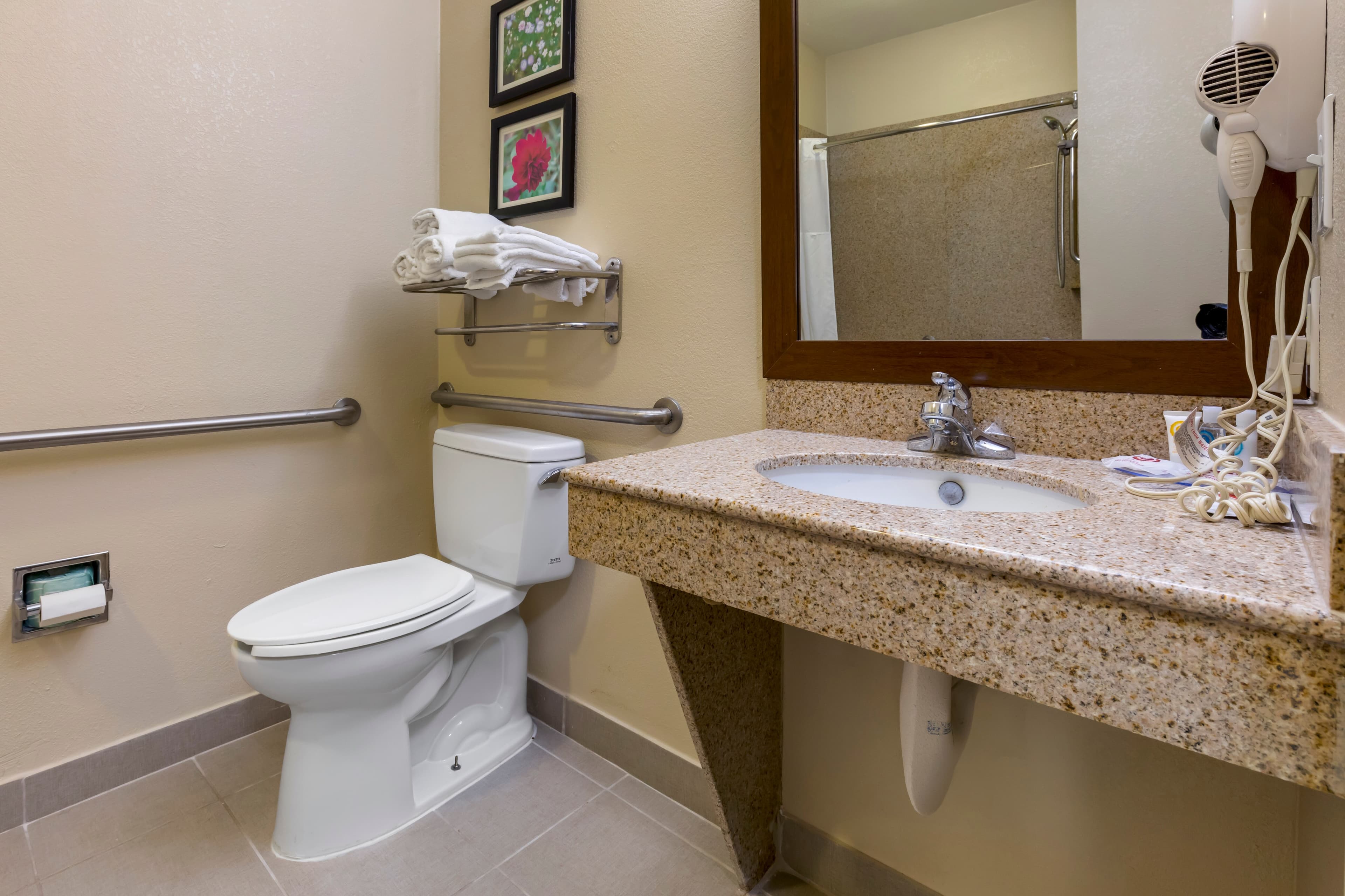 Comfort Suites Copperas Cove - Image 5