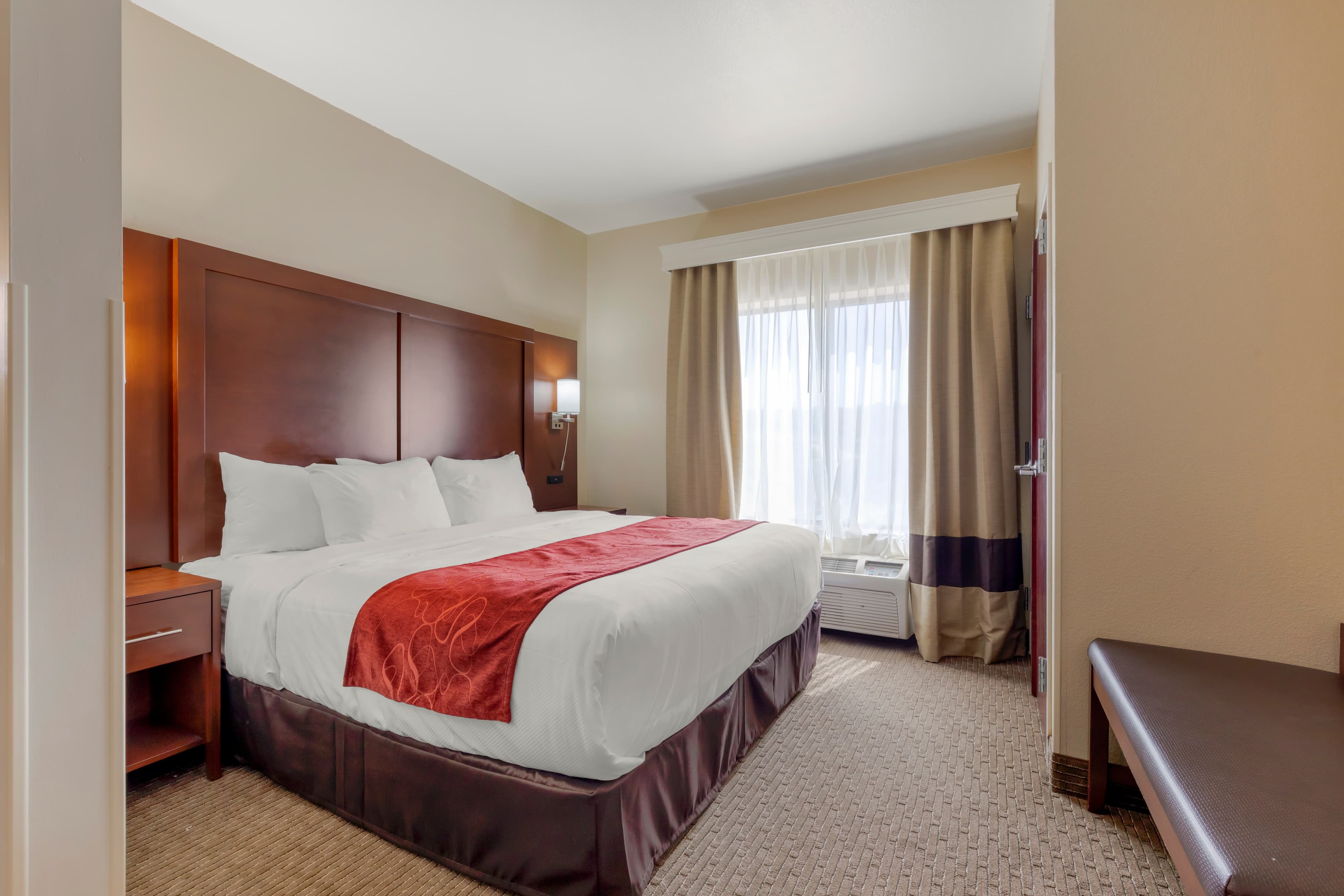 Comfort Suites Copperas Cove — 18
