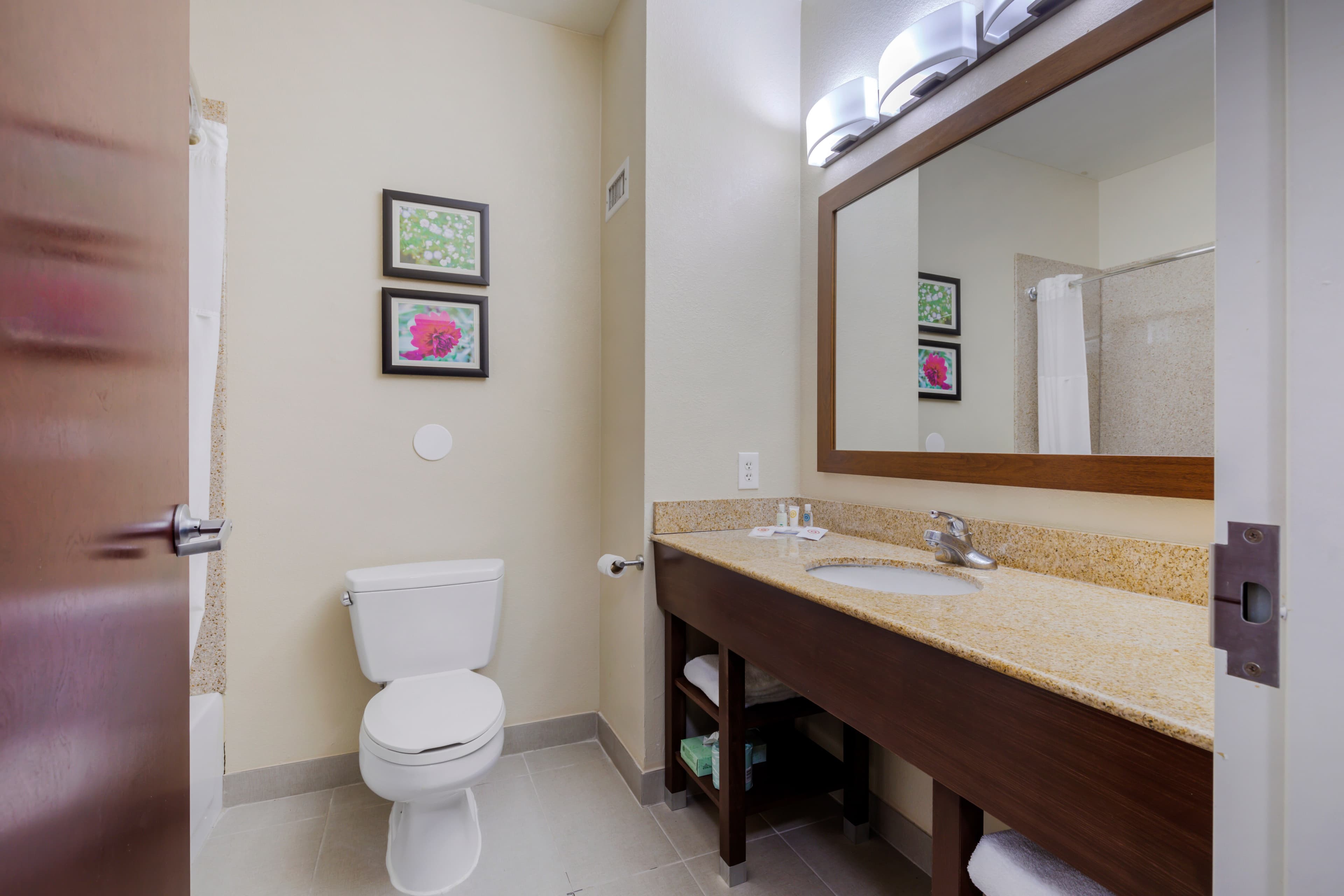 Comfort Suites Copperas Cove — 27
