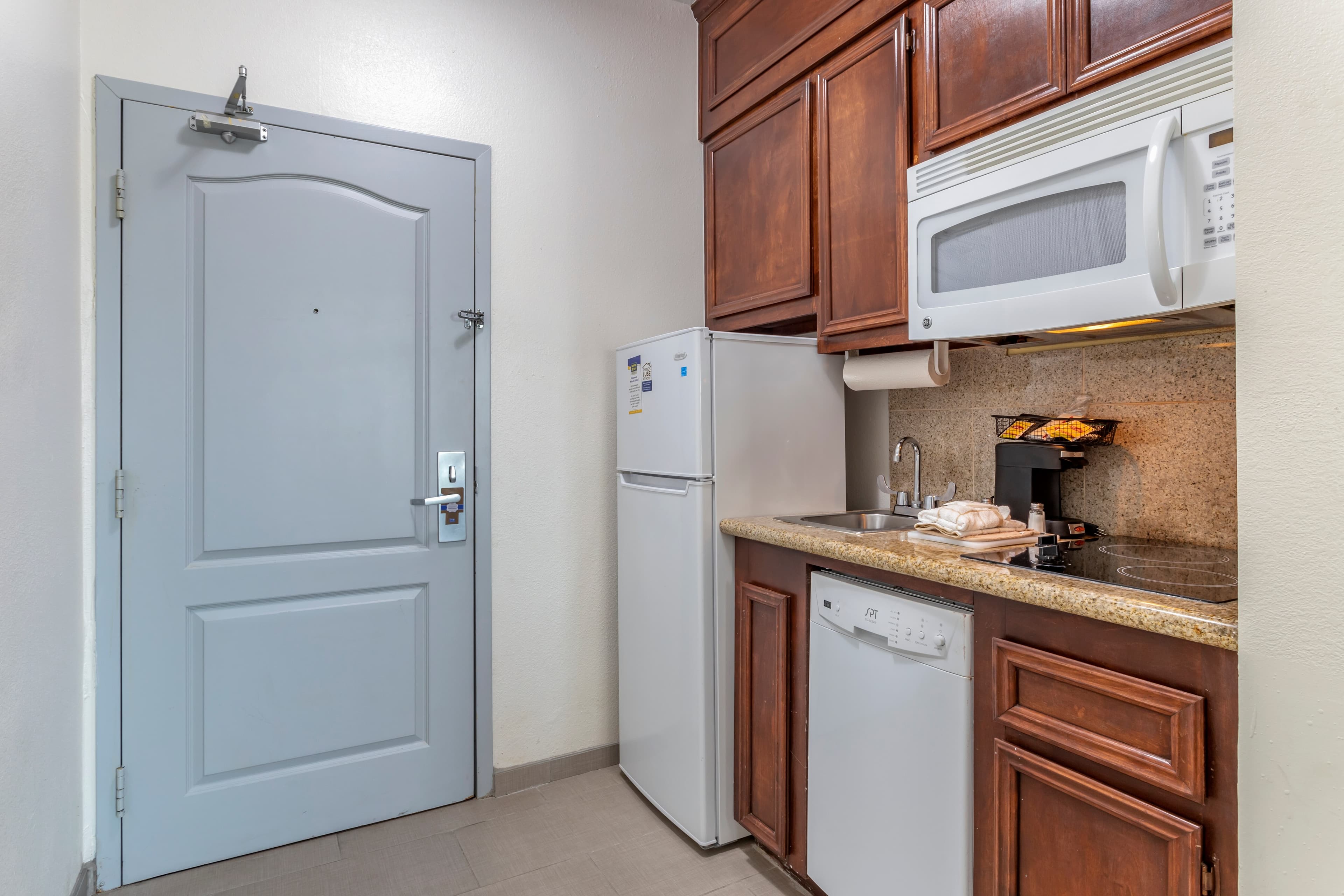 MainStay Suites Port Arthur - Beaumont South — 3