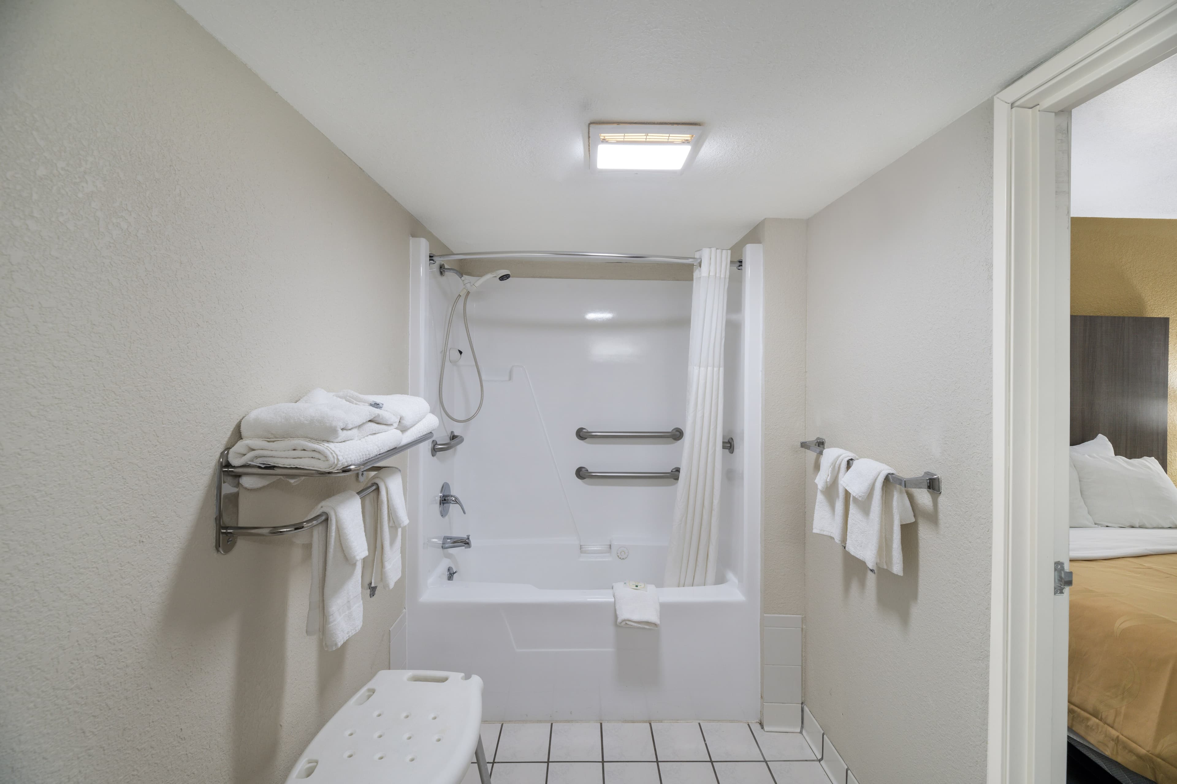 Quality Inn Fort Stockton - Image 3