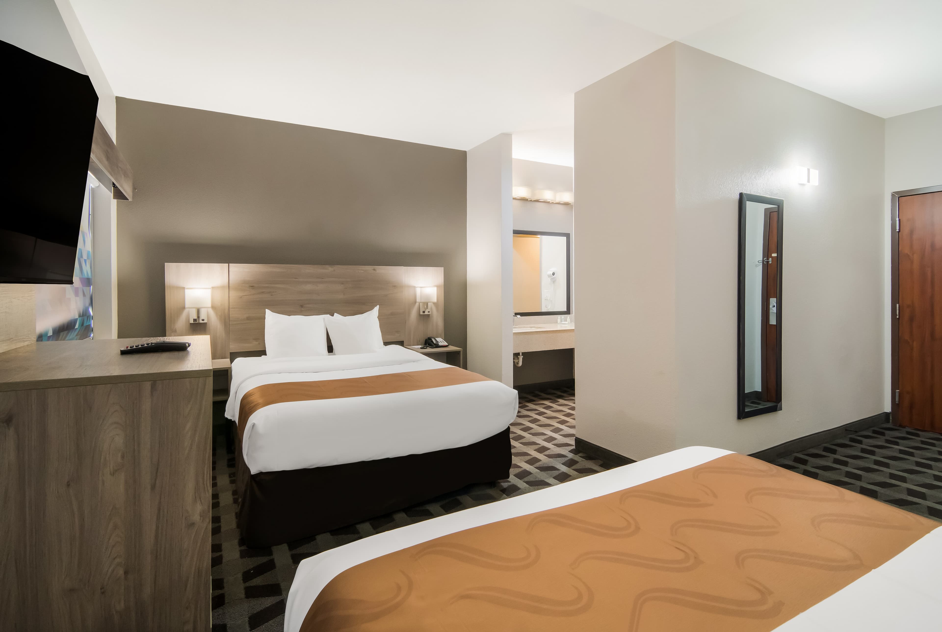Quality Inn & Suites Waco North — 7