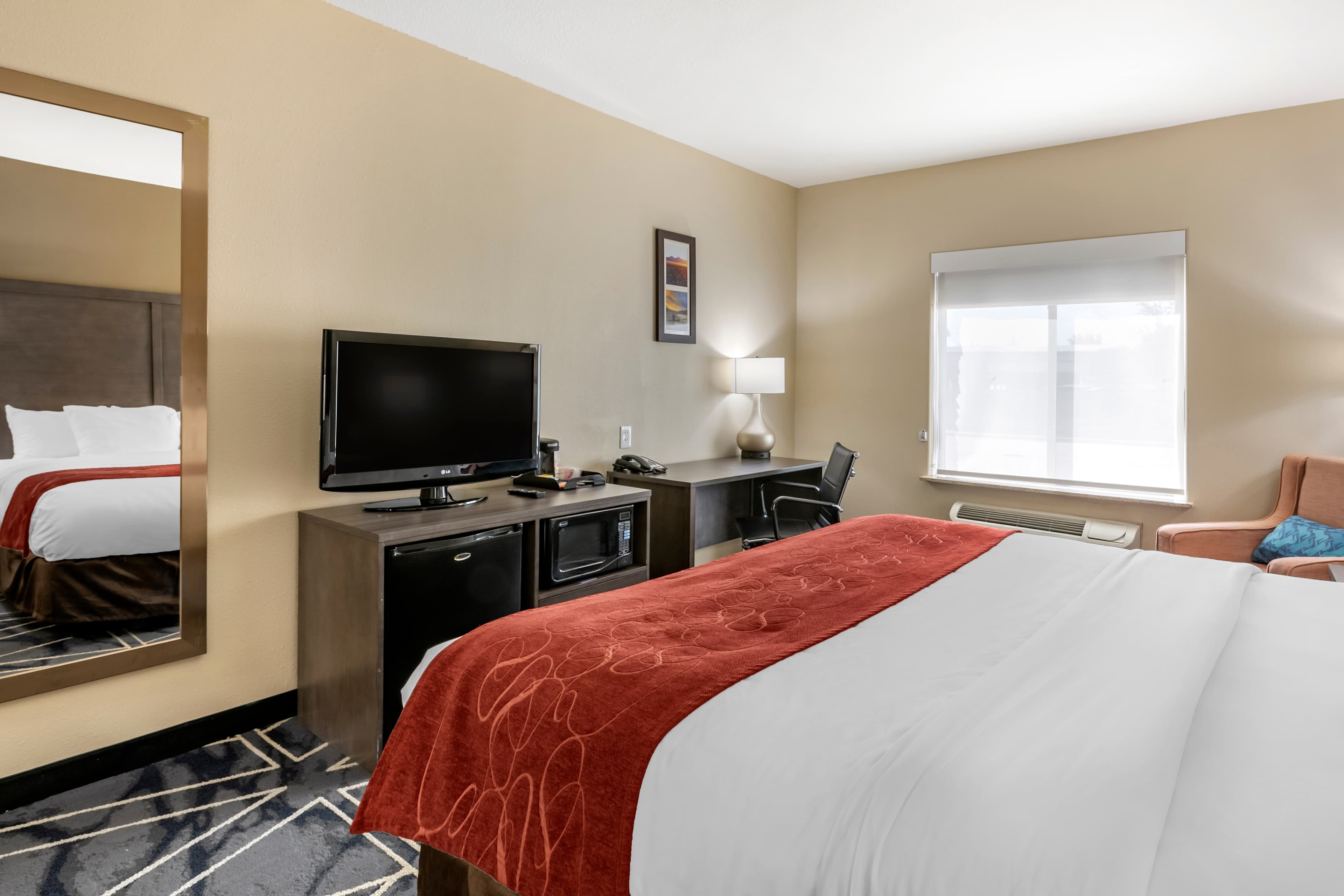 Comfort Inn & Suites Lubbock West - Image 3