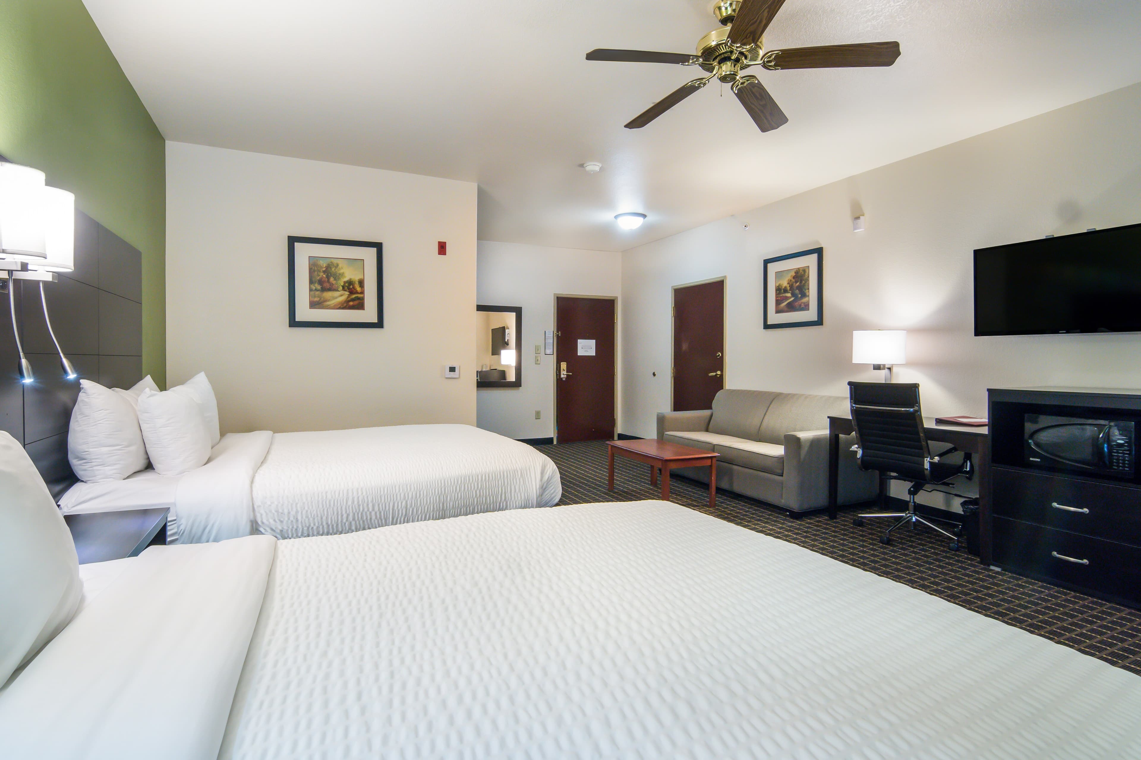 Clarion Inn & Suites Weatherford South — 31