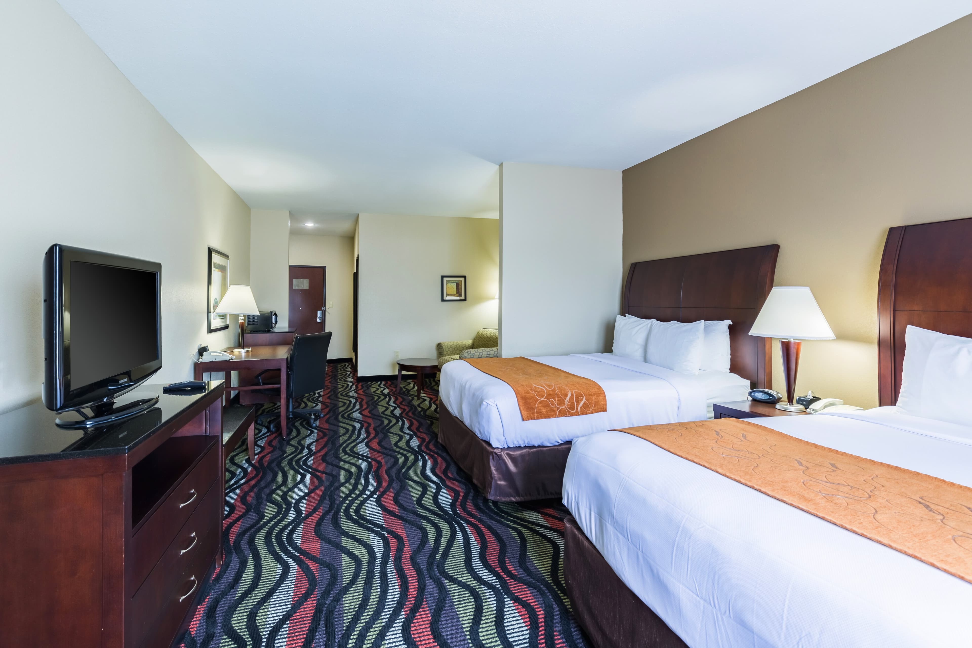 Comfort Suites Beaumont I-10 — 6