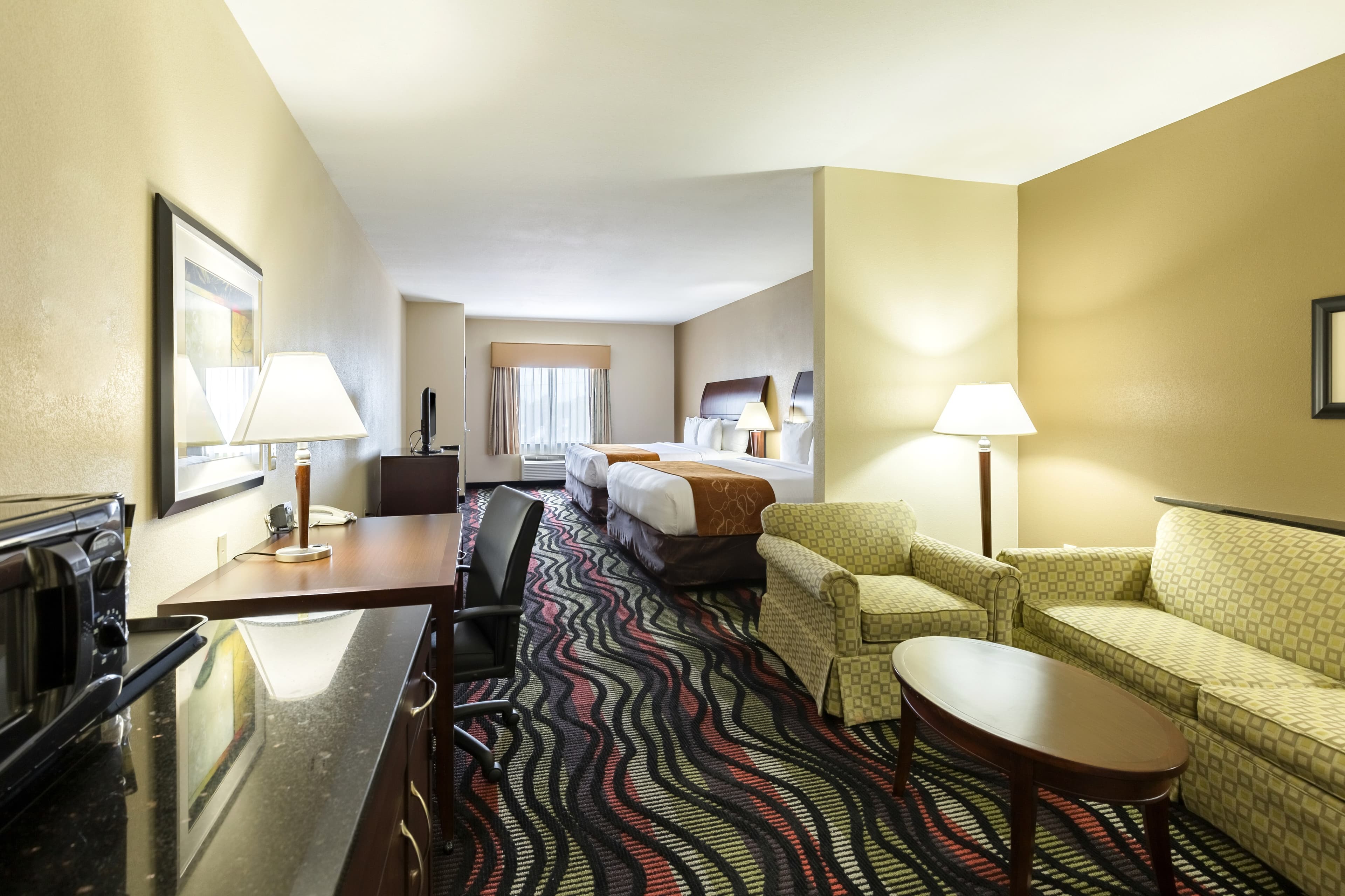 Comfort Suites Beaumont I-10 — 19