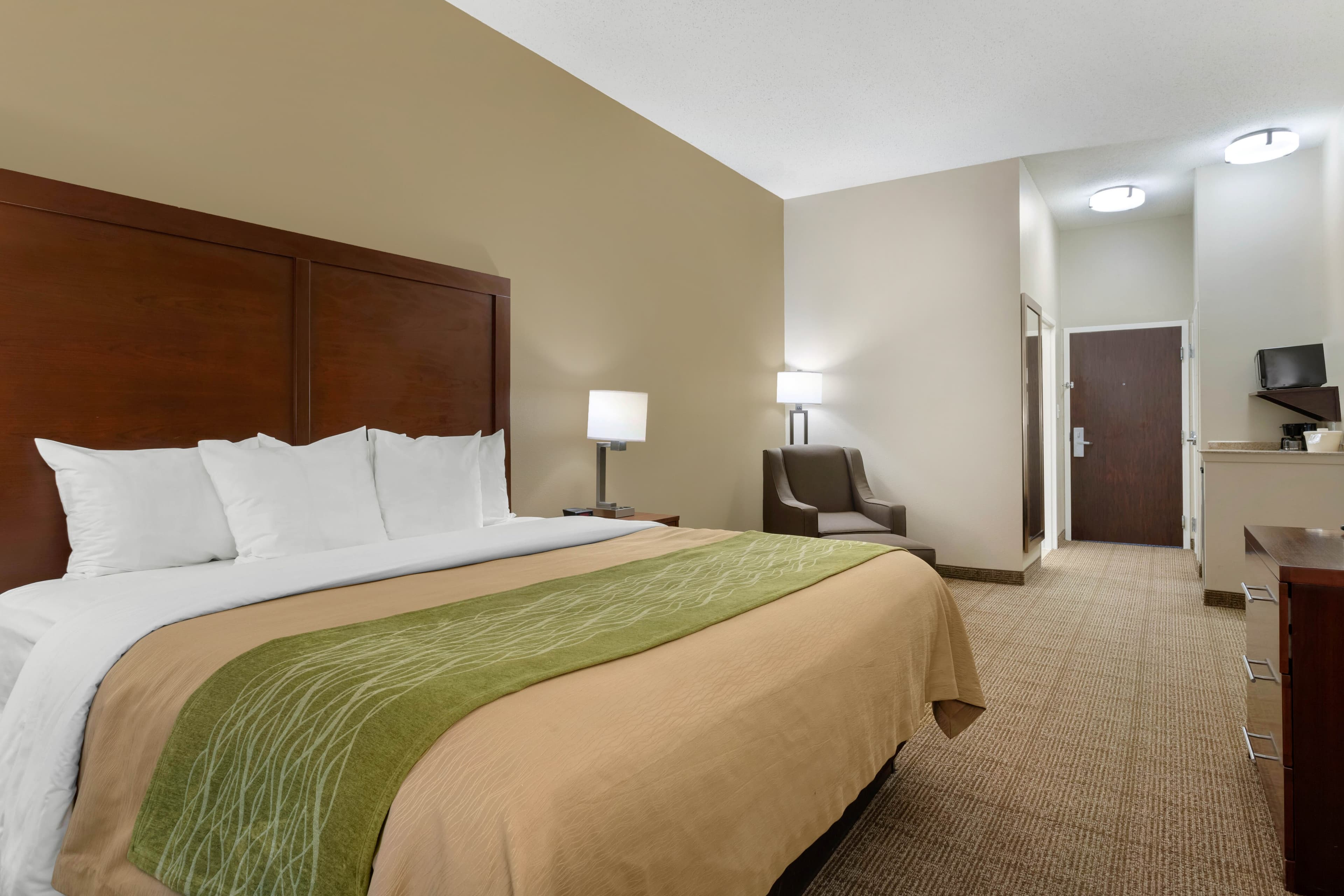 Comfort Inn & Suites Port Arthur-Port Neches - Image 5
