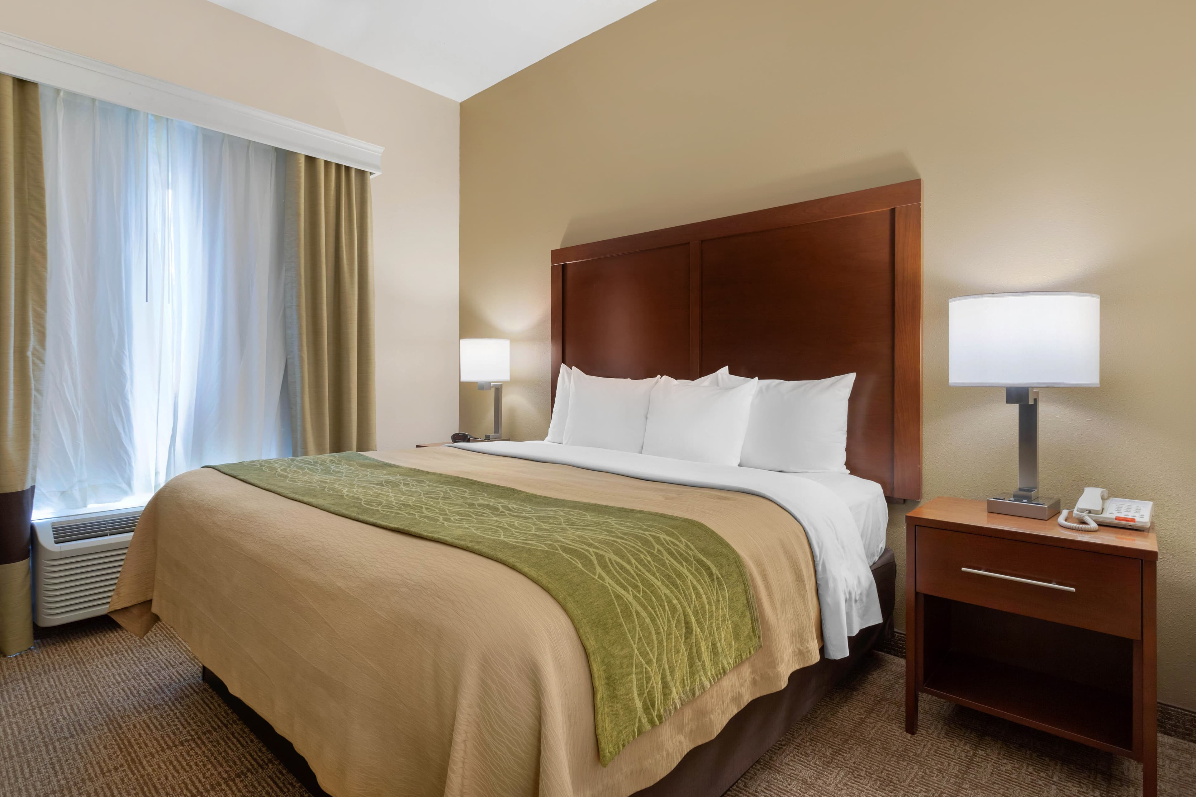 Comfort Inn & Suites Port Arthur-Port Neches — 12