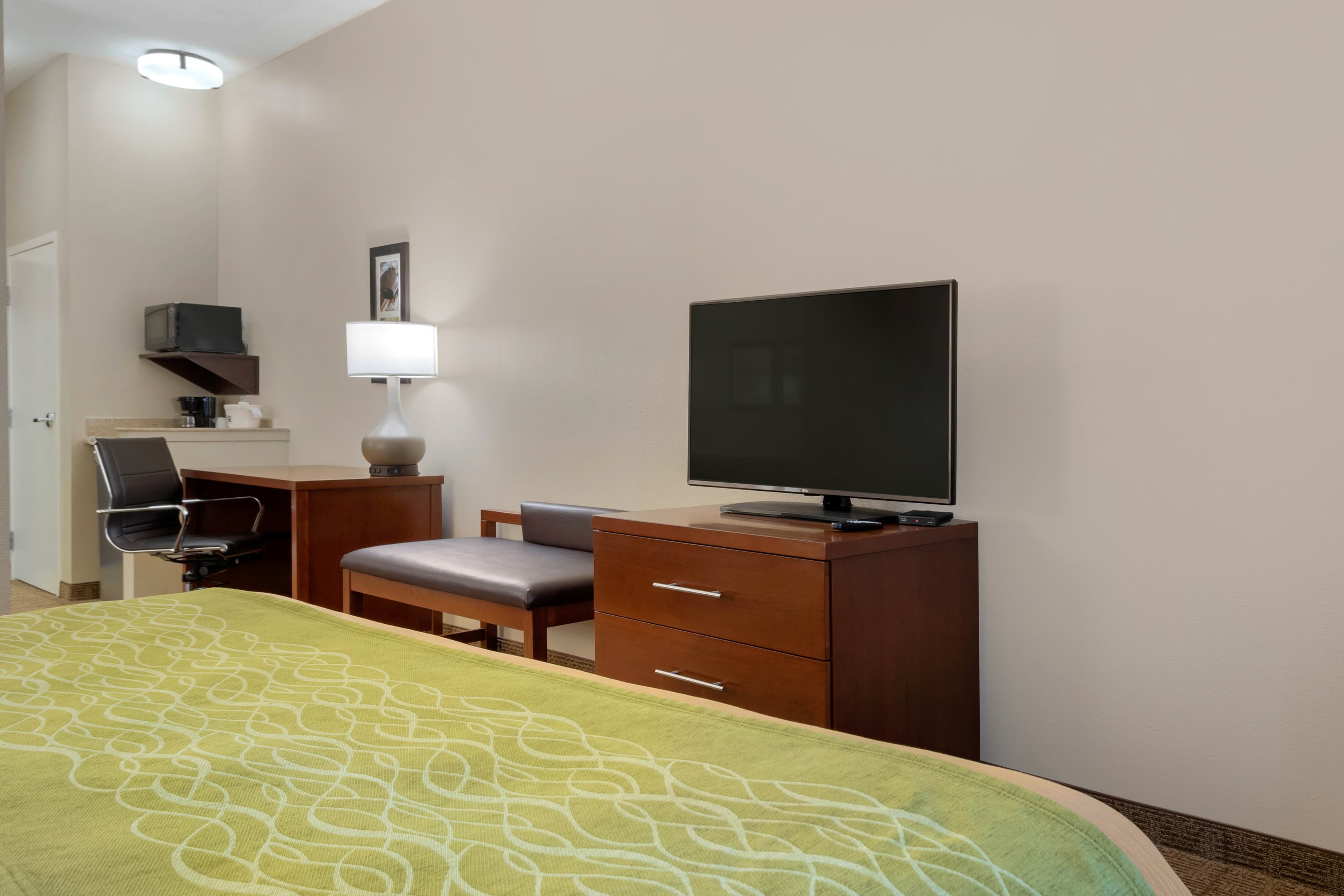 Comfort Inn & Suites Port Arthur-Port Neches — 13