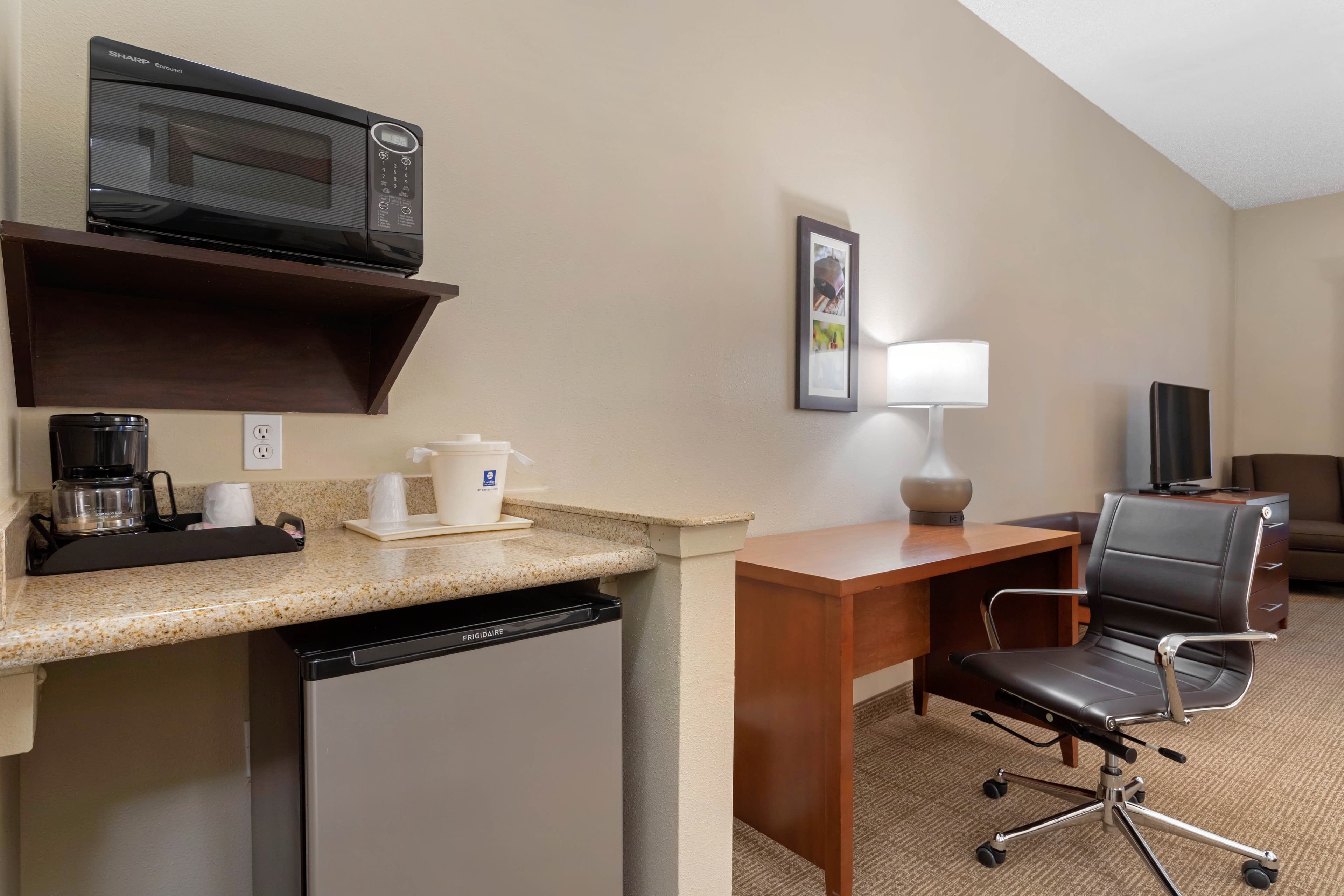 Comfort Inn & Suites Port Arthur-Port Neches — 14