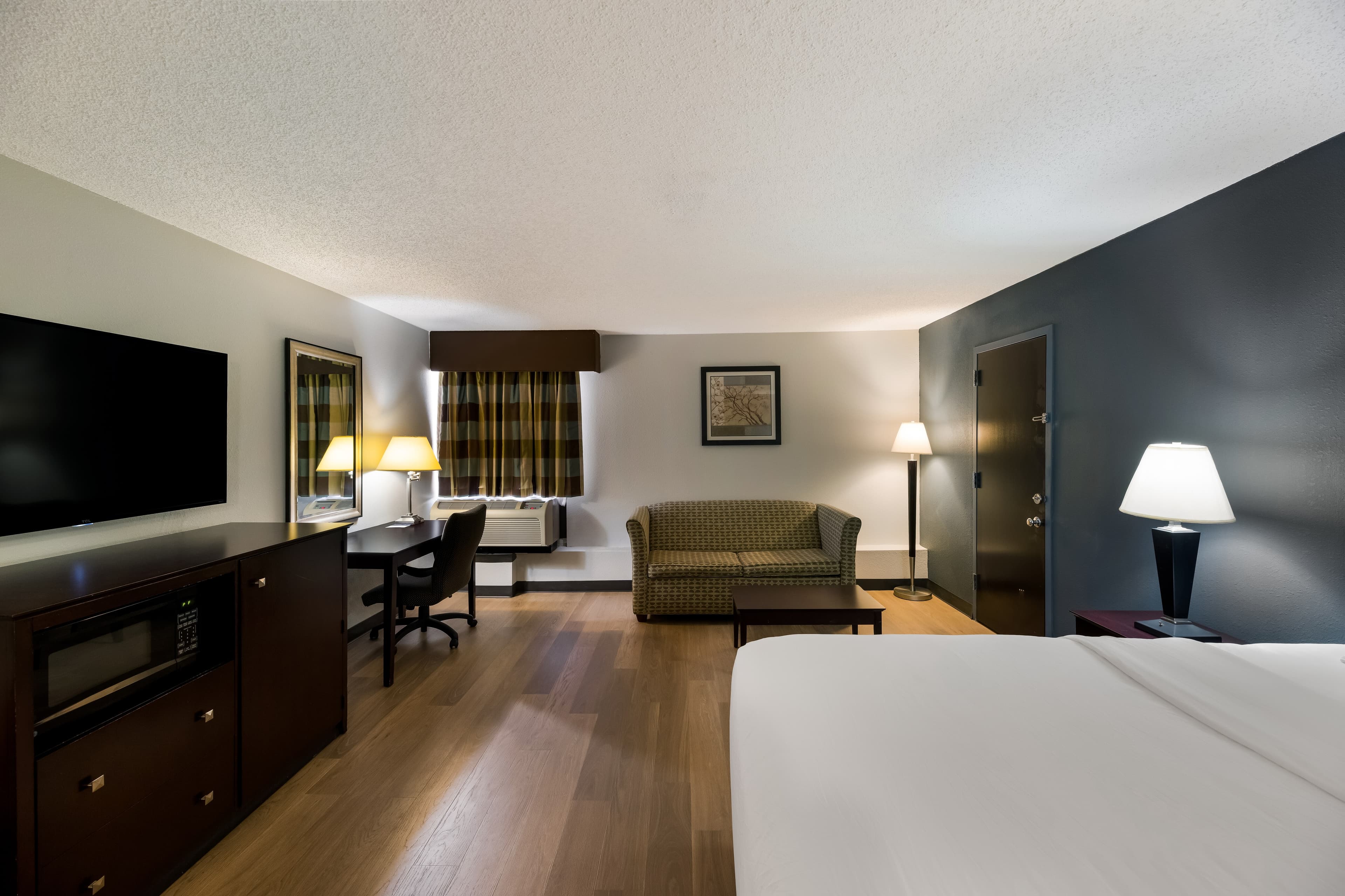 Clarion Hotel San Angelo near Convention Center — 19