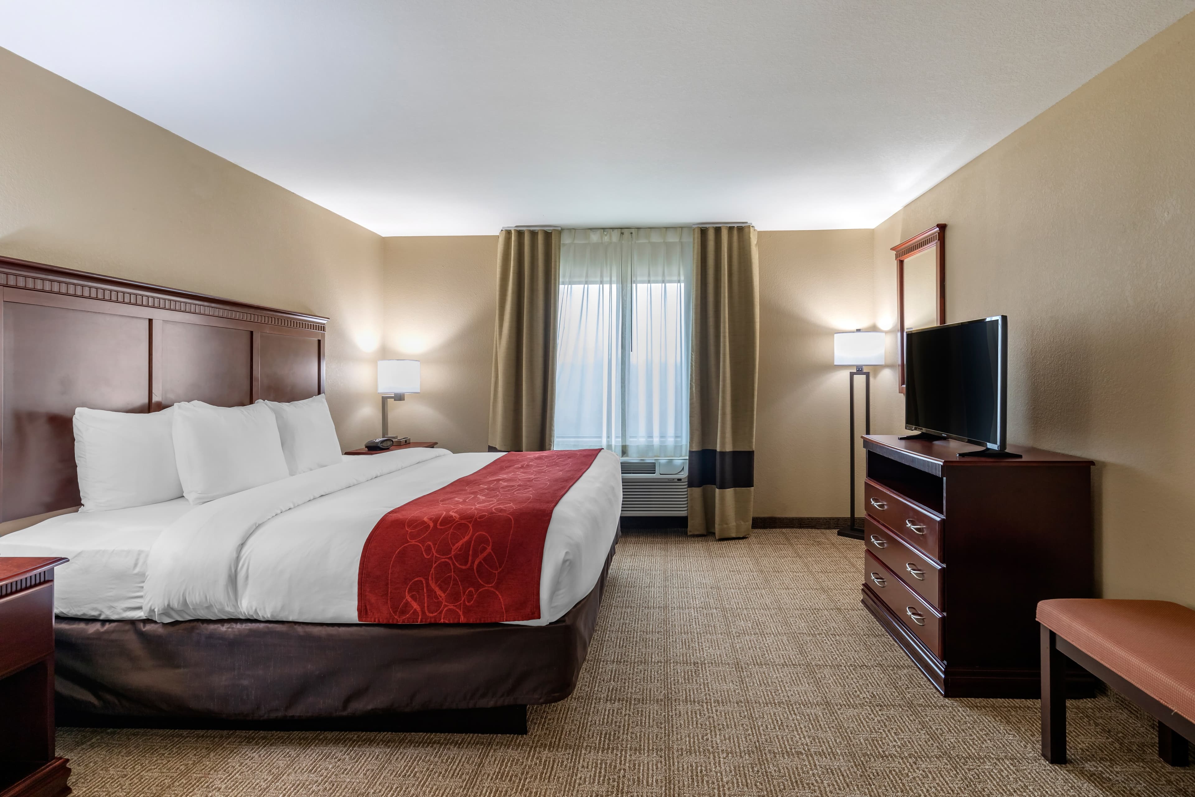 Comfort Suites Ennis — 12