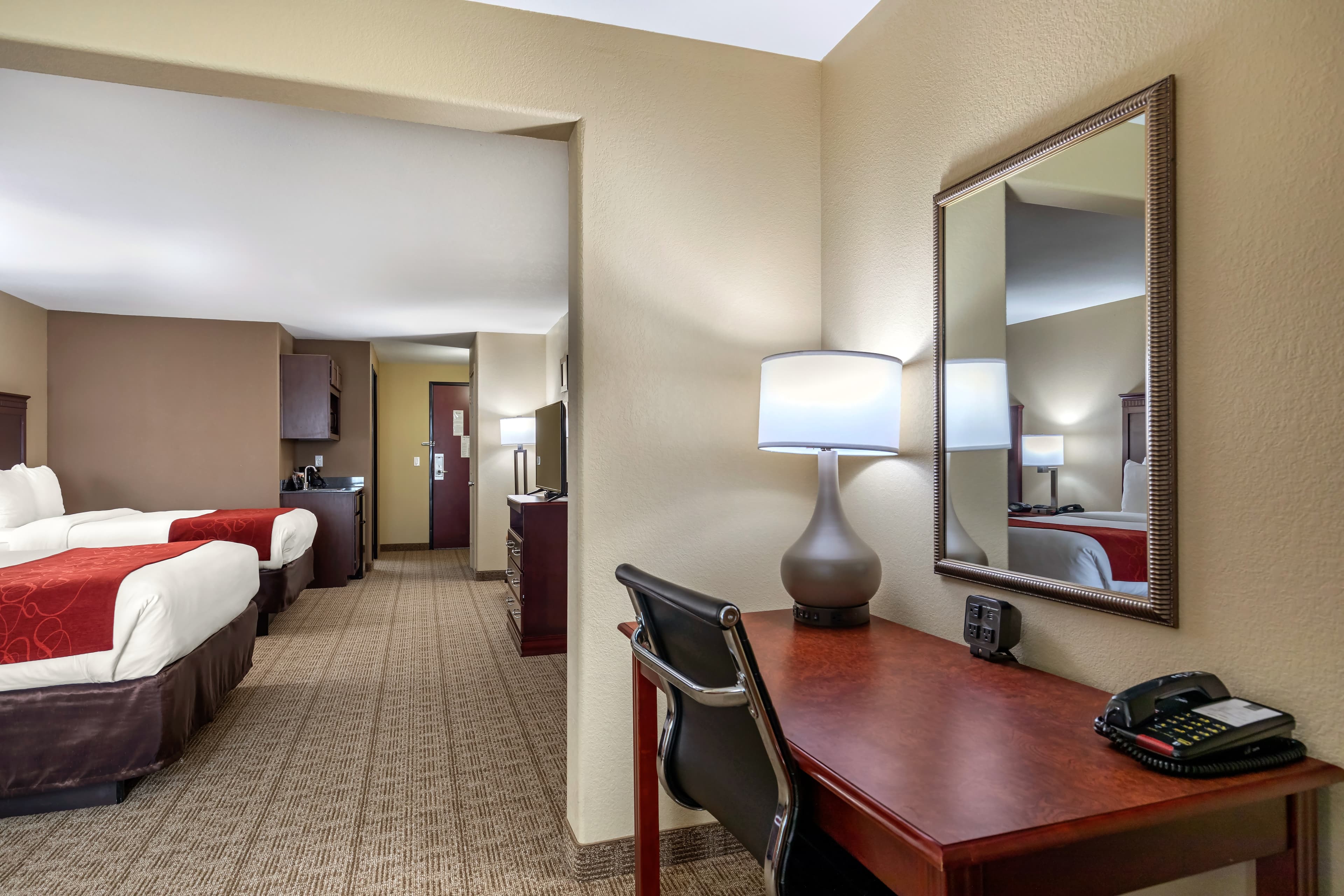 Comfort Suites Ennis — 19