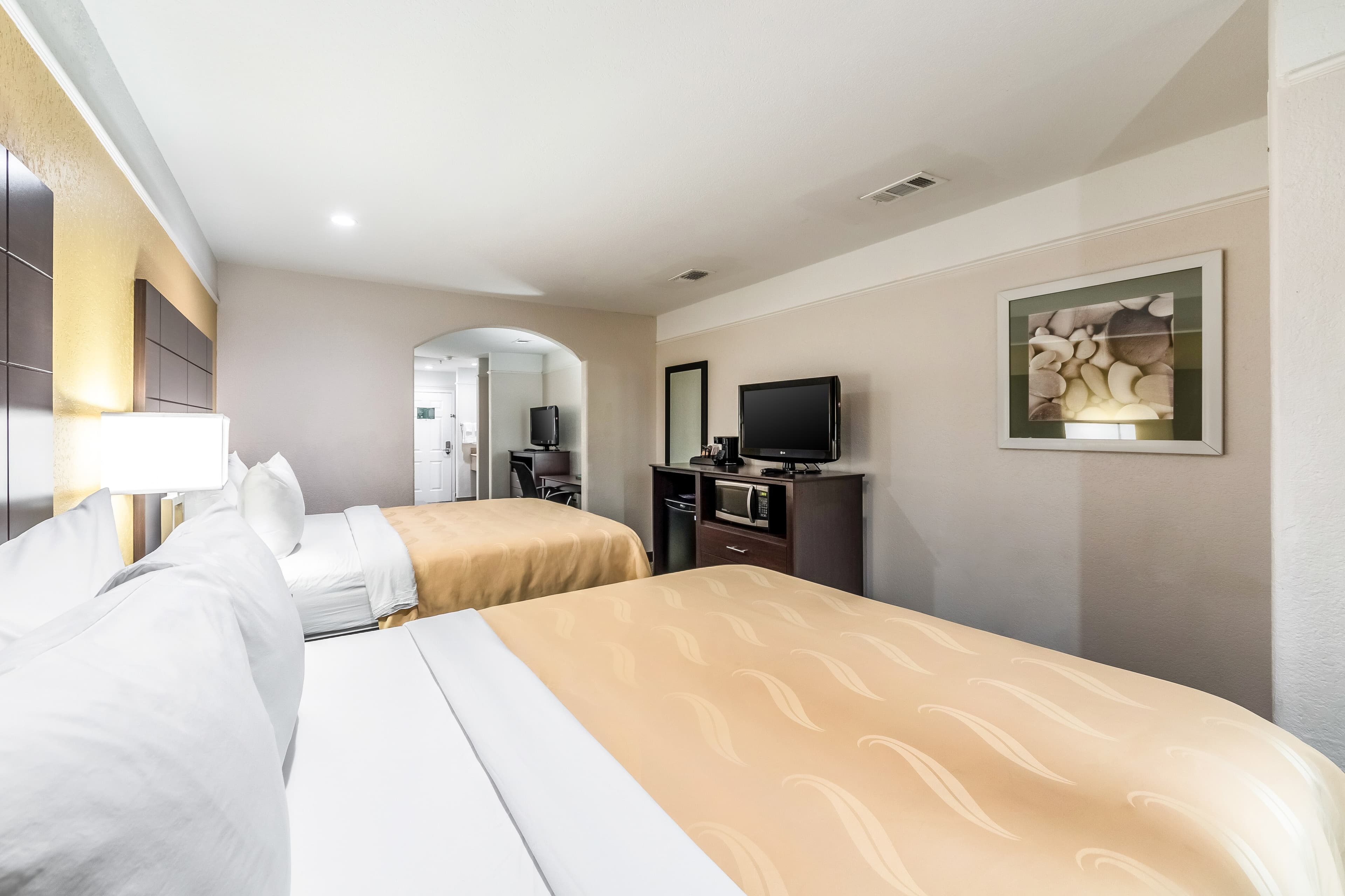 Quality Inn & Suites SeaWorld North — 25