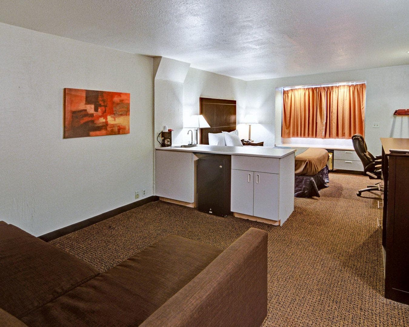 Rodeway Inn & Suites Lewisville I-35 — 13