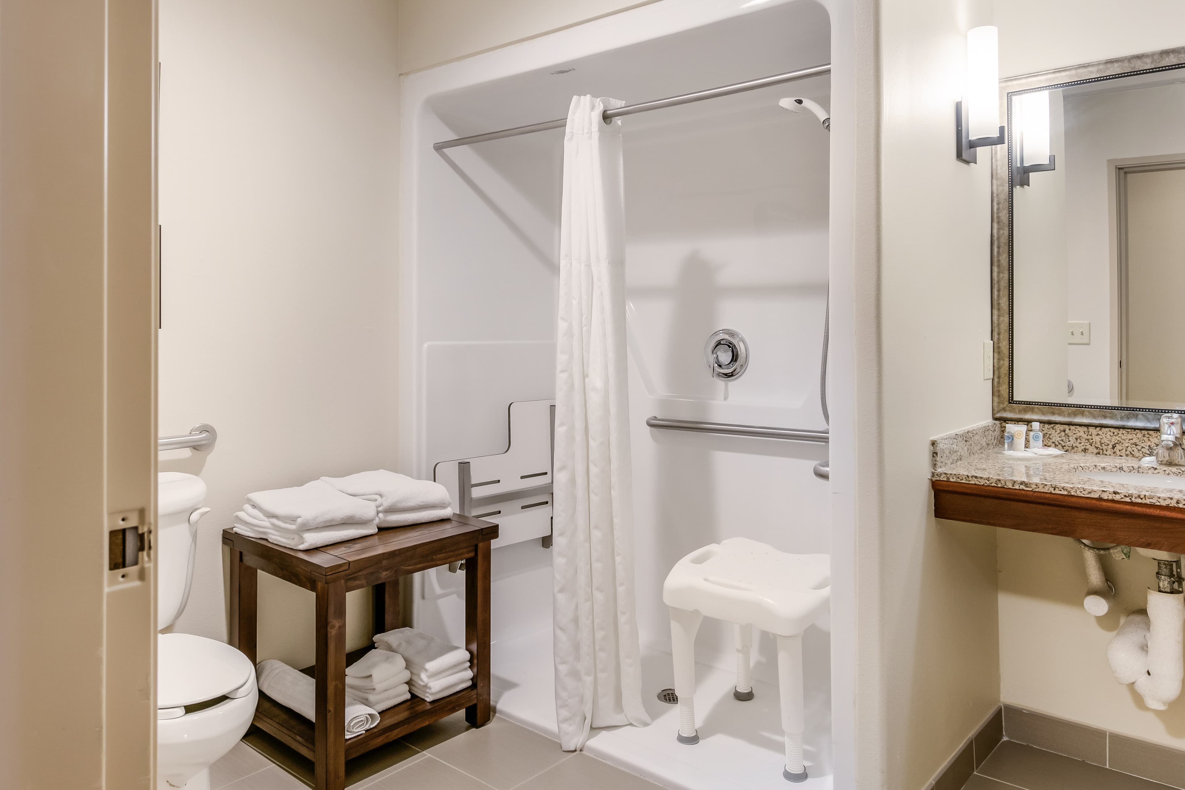 Comfort Suites Fort Stockton - Image 4
