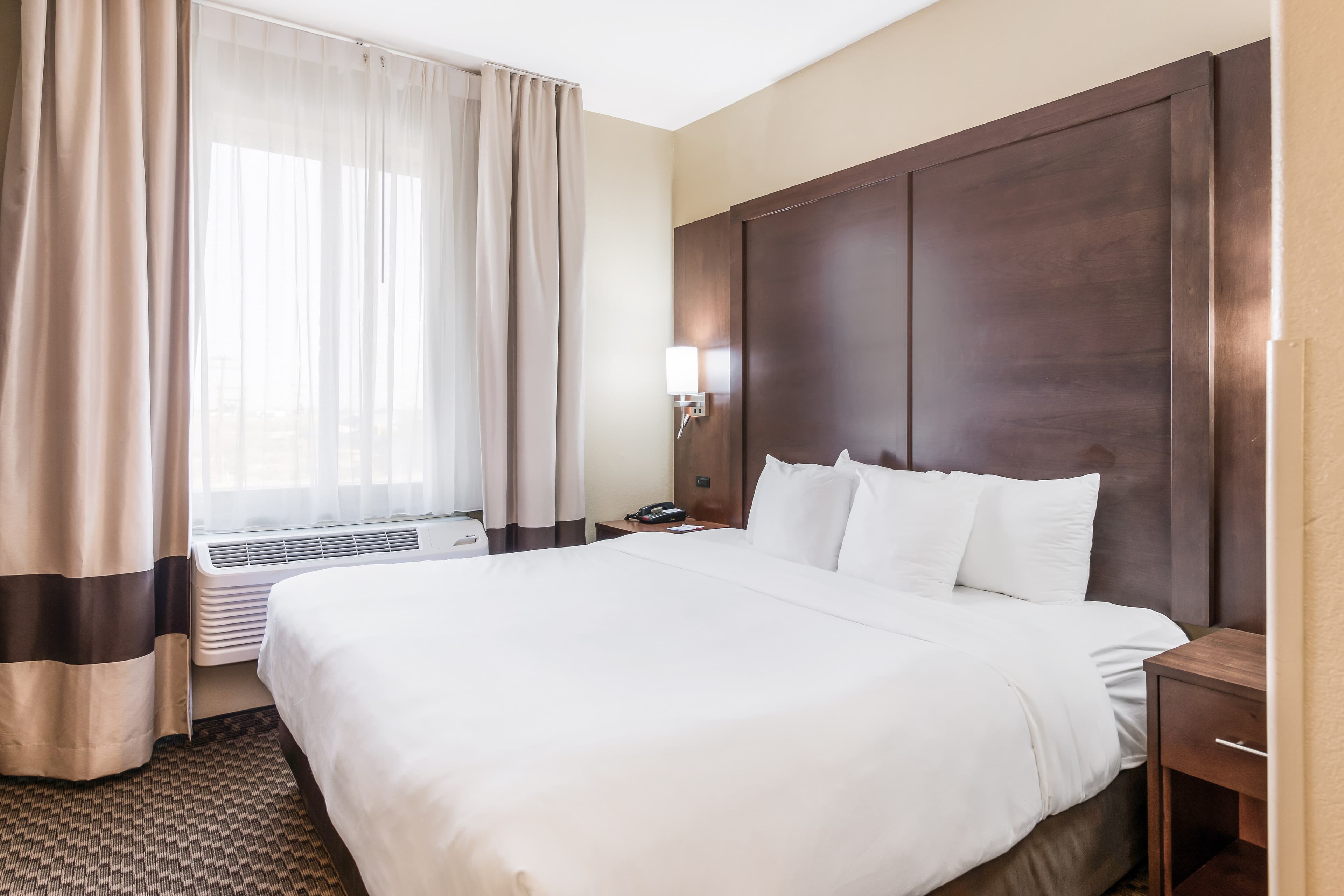Comfort Suites Fort Stockton — 7