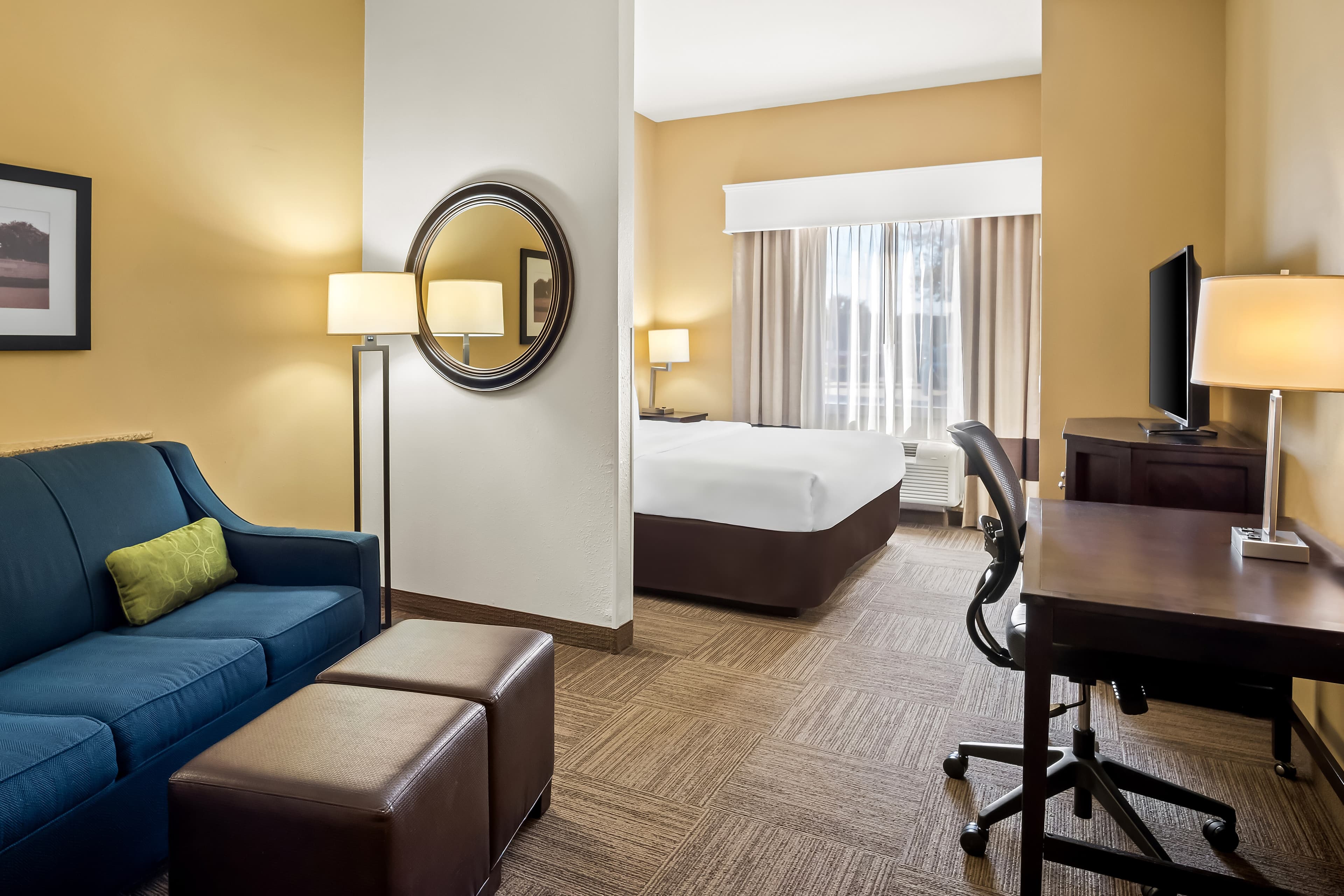 Comfort Suites Frisco — 12