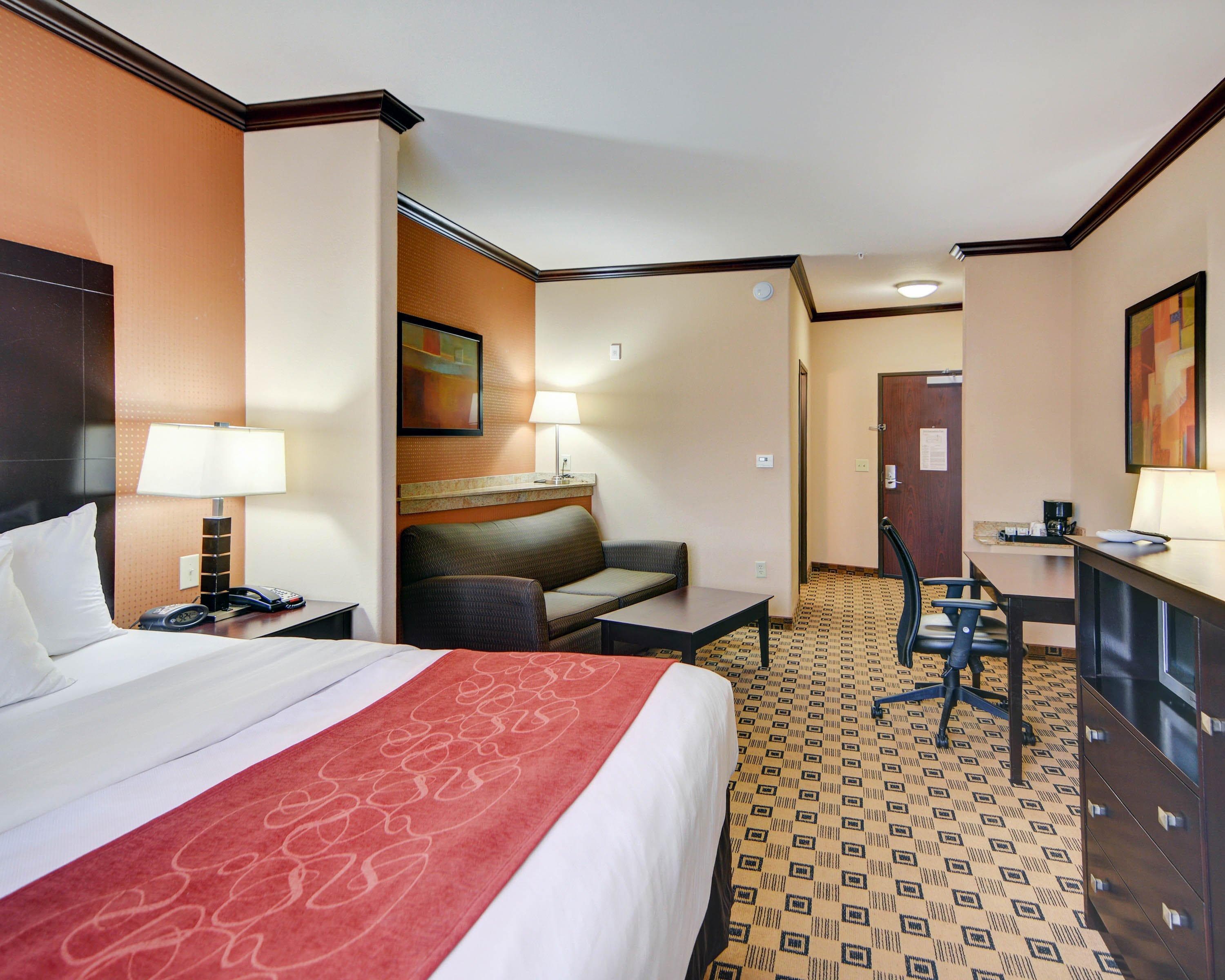 Comfort Suites Kilgore - Image 5