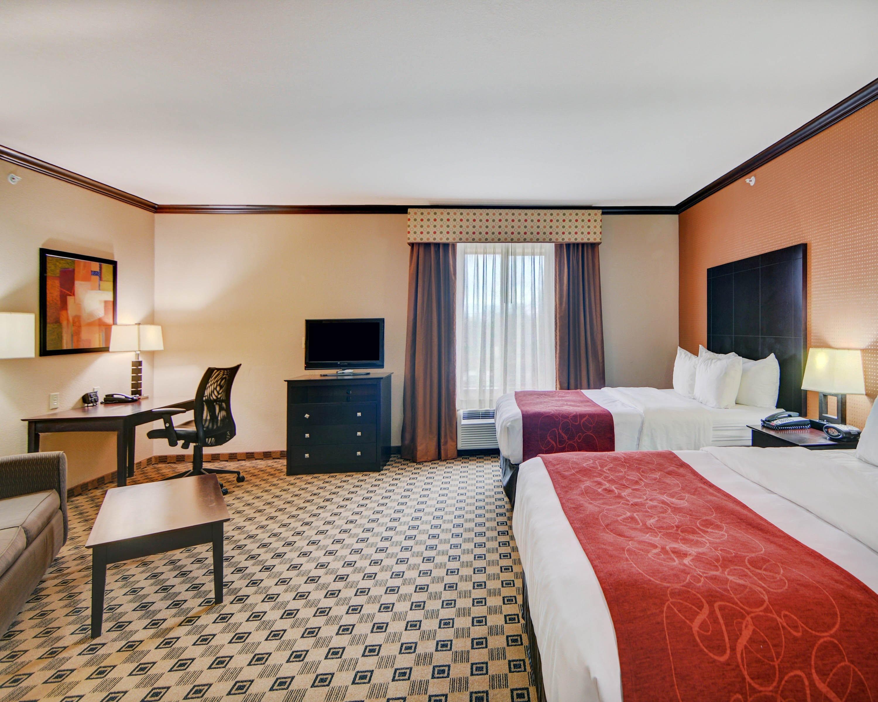 Comfort Suites Kilgore — 13