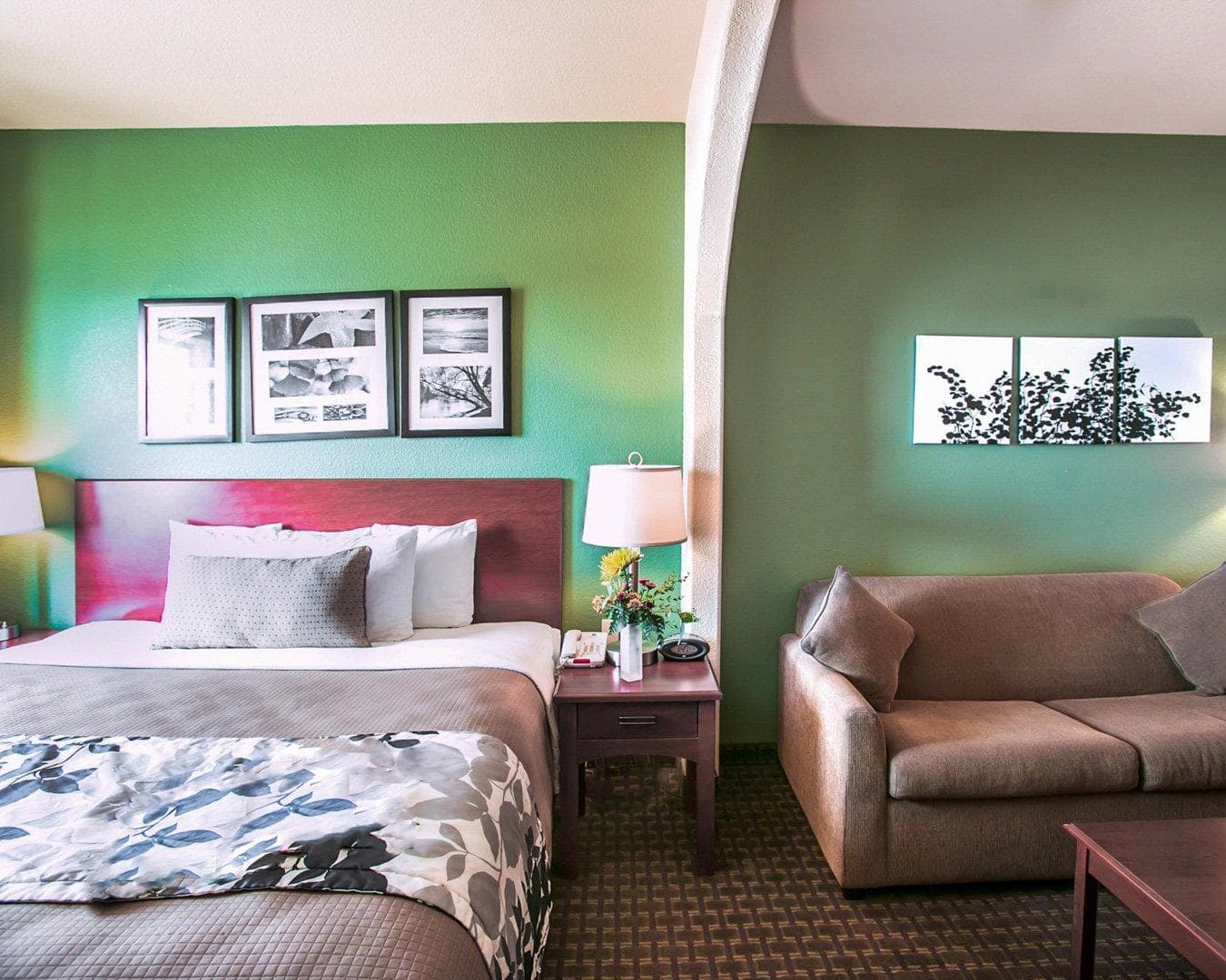 Sleep Inn & Suites Gonzales near Palmetto State Park — 21
