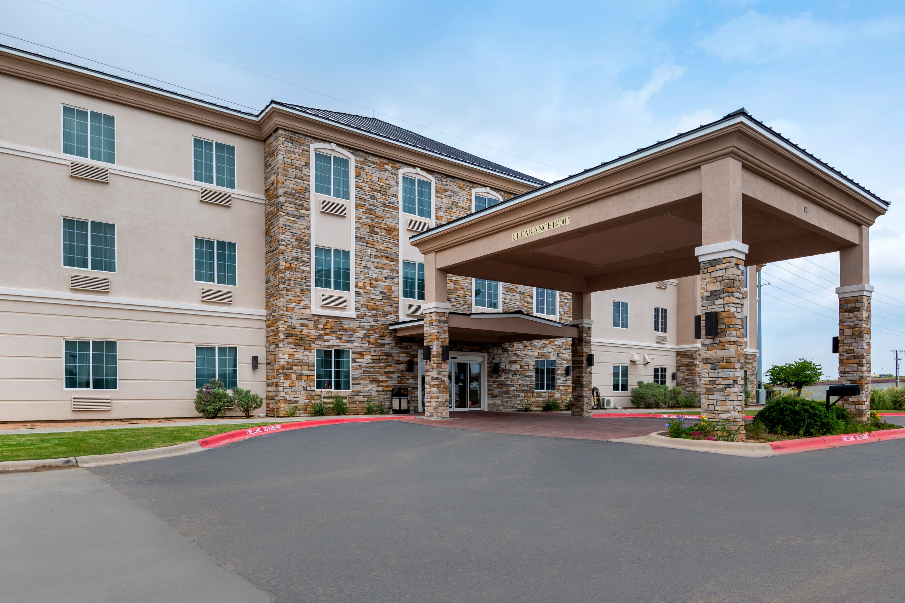 Comfort Inn & Suites, Odessa I-20 - Image 1