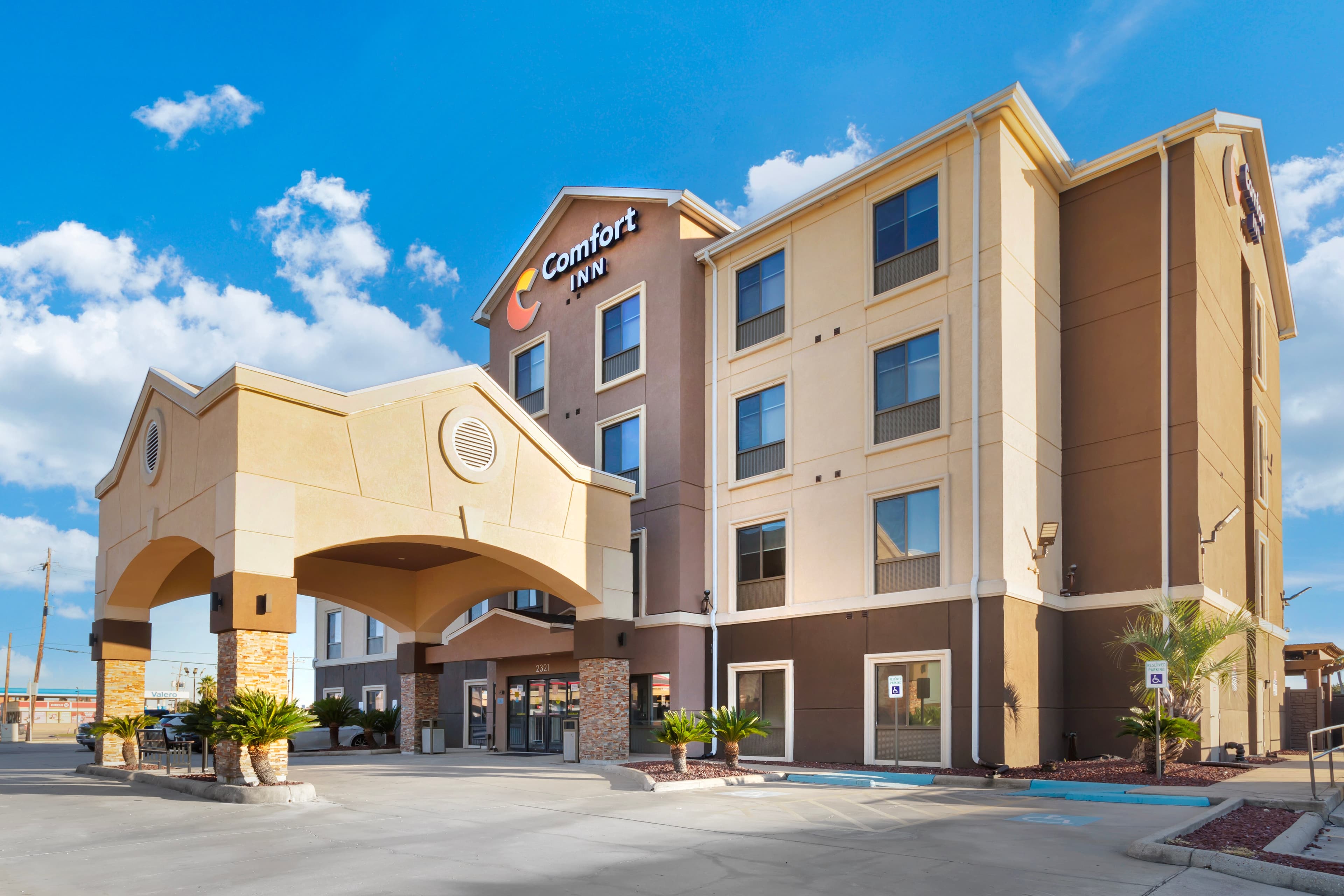 Comfort Inn Orange I-10 - Image 1