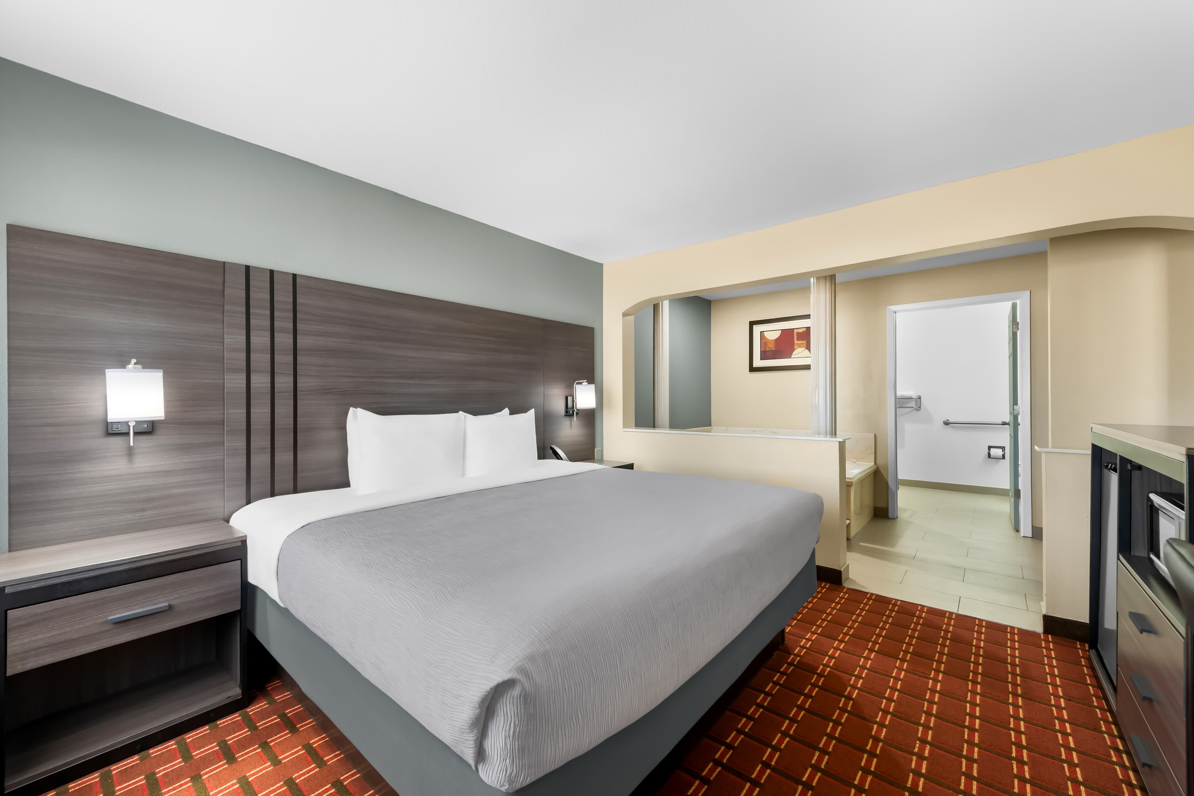Quality Inn Marshall — 8