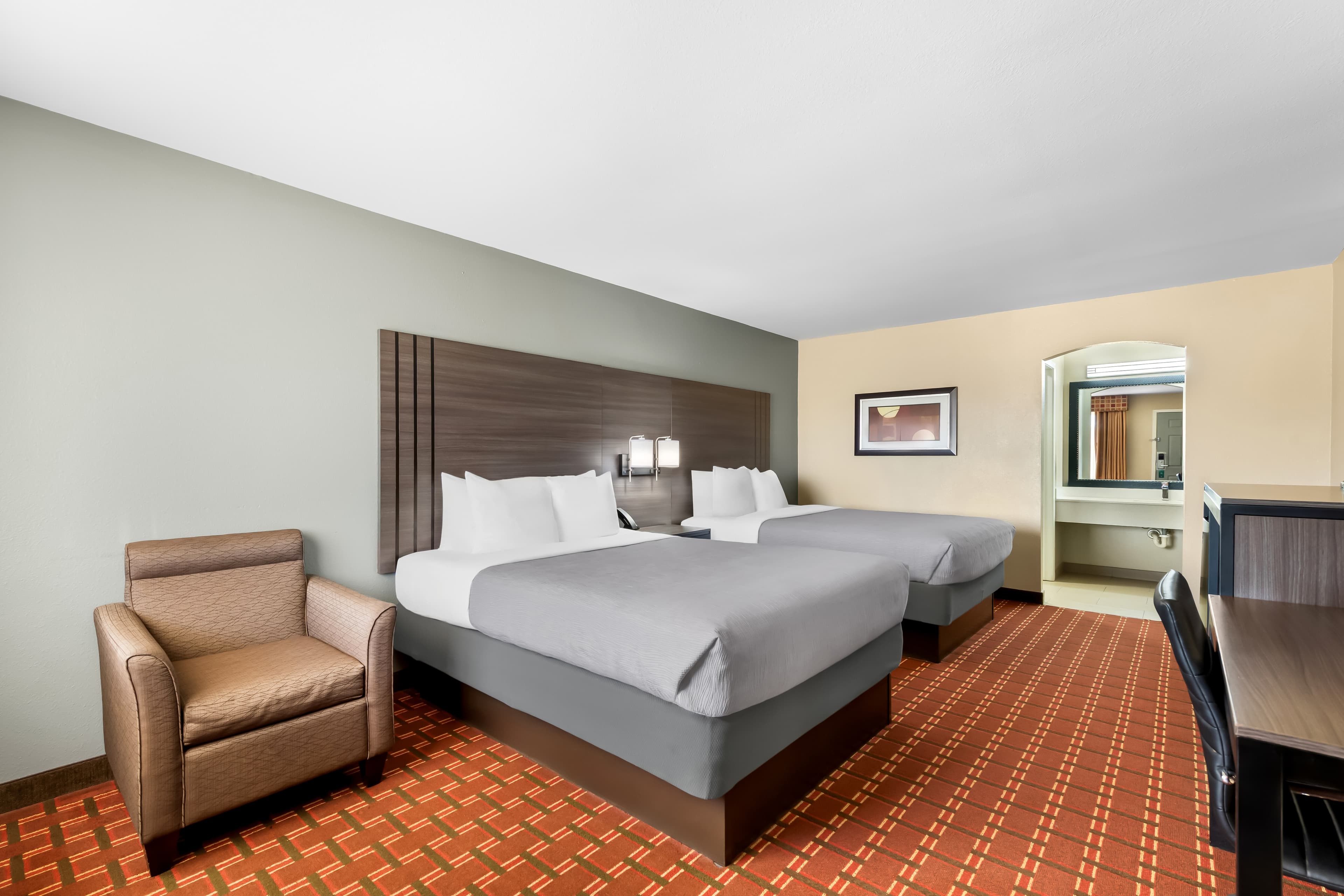 Quality Inn Marshall — 12