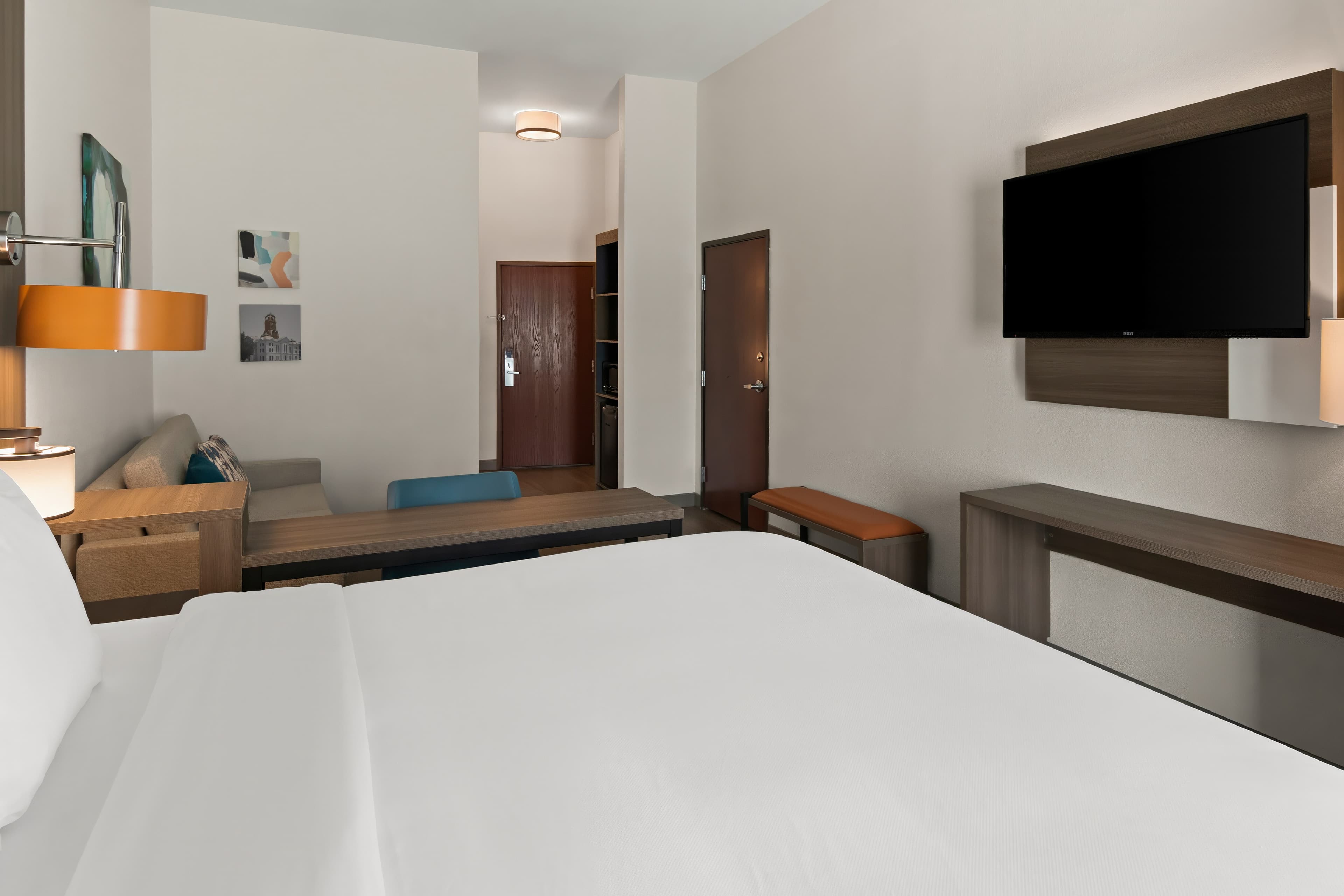 Comfort Suites Granbury — 29