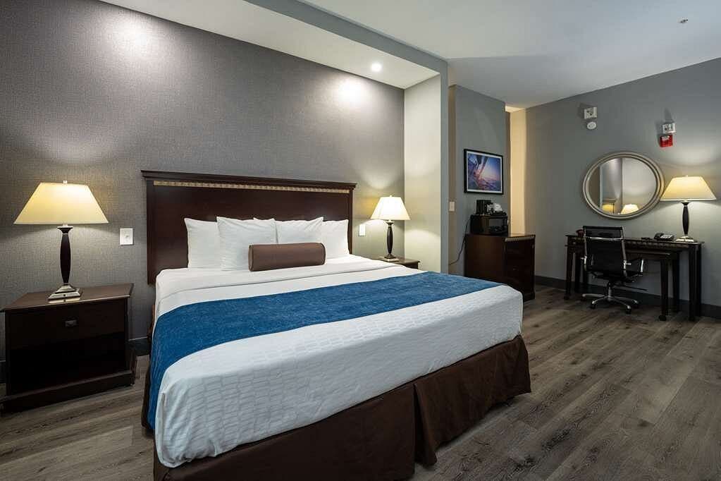 Comfort Suites Seabrook - Kemah - Image 2