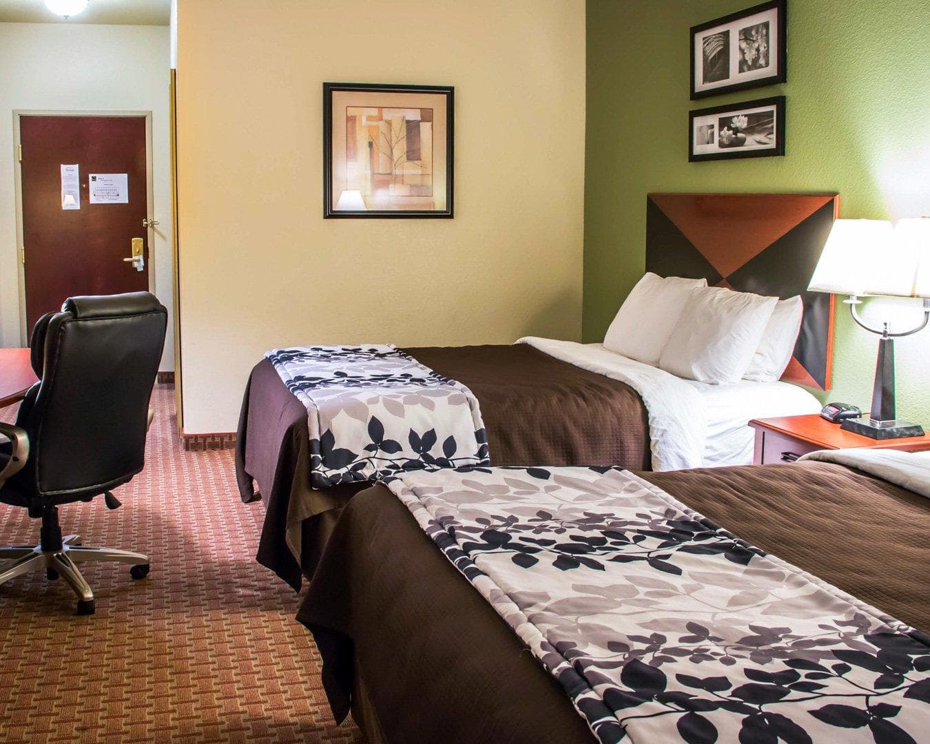 Sleep Inn & Suites at Six Flags — 16