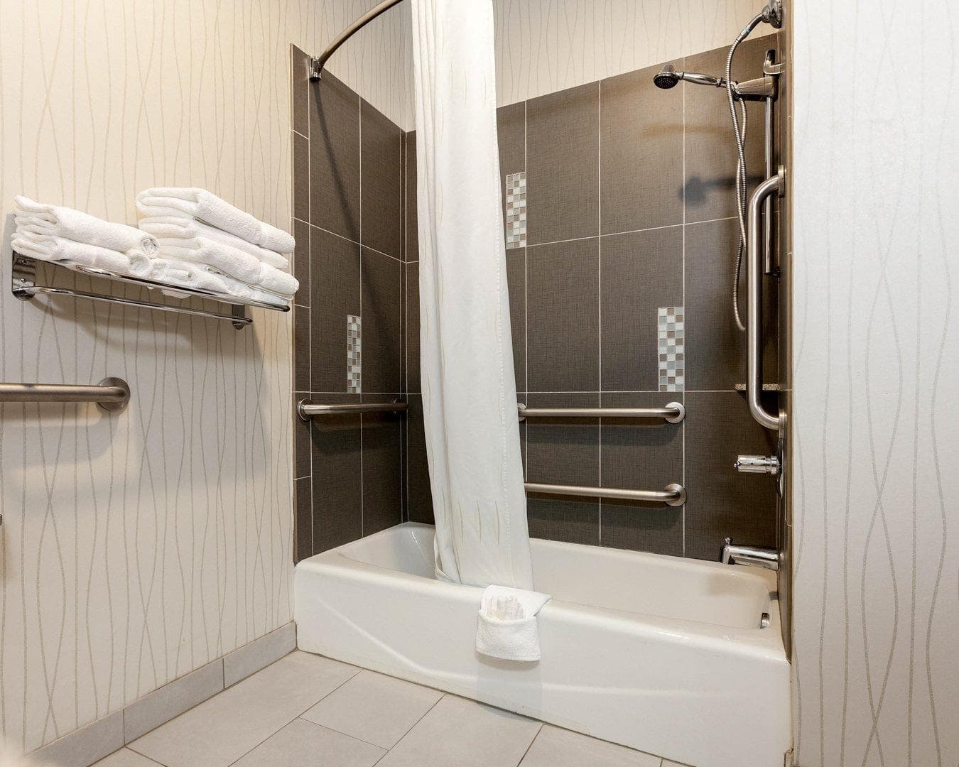 Comfort Suites Greenville — 15