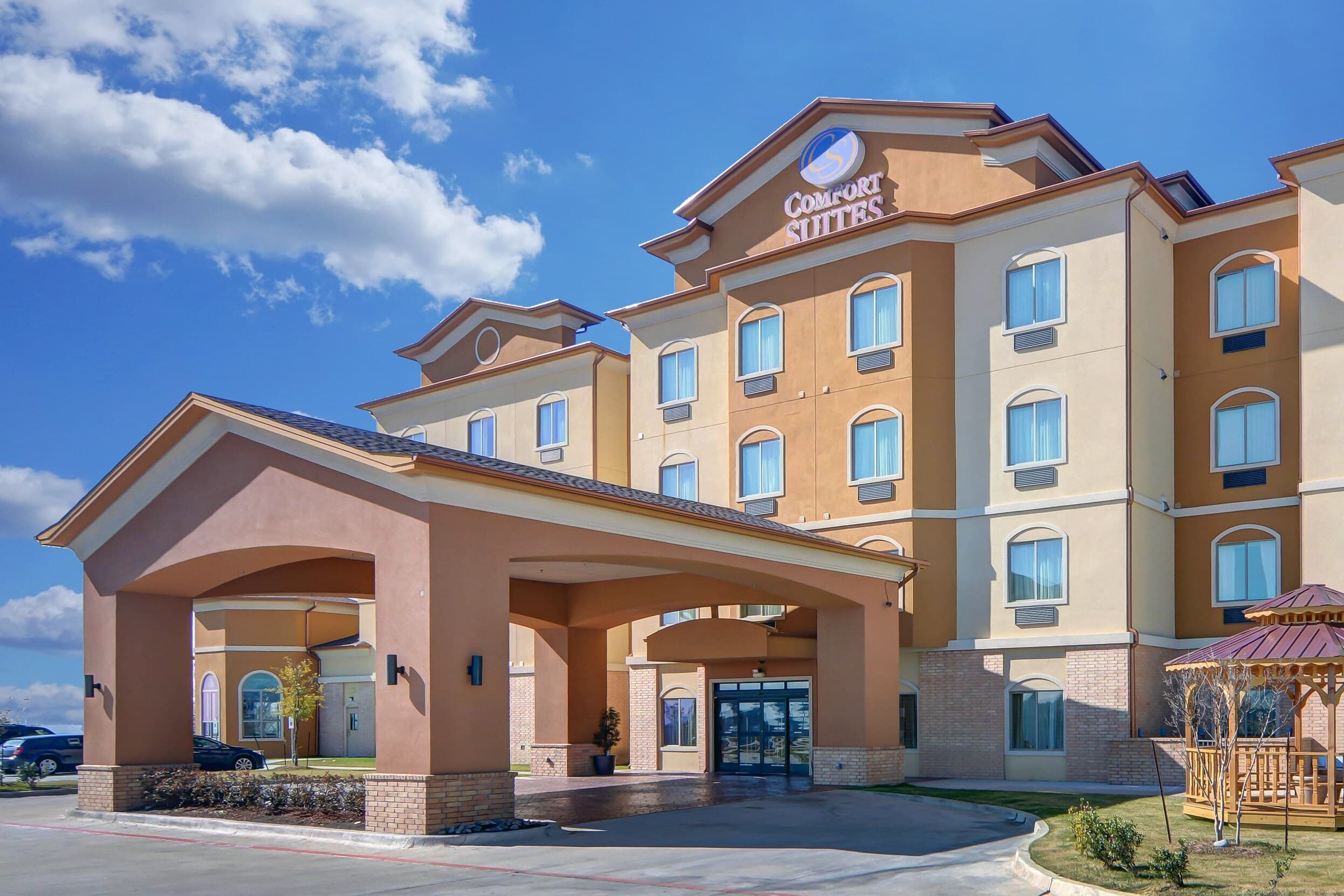 Comfort Suites Lake Worth - Image 1