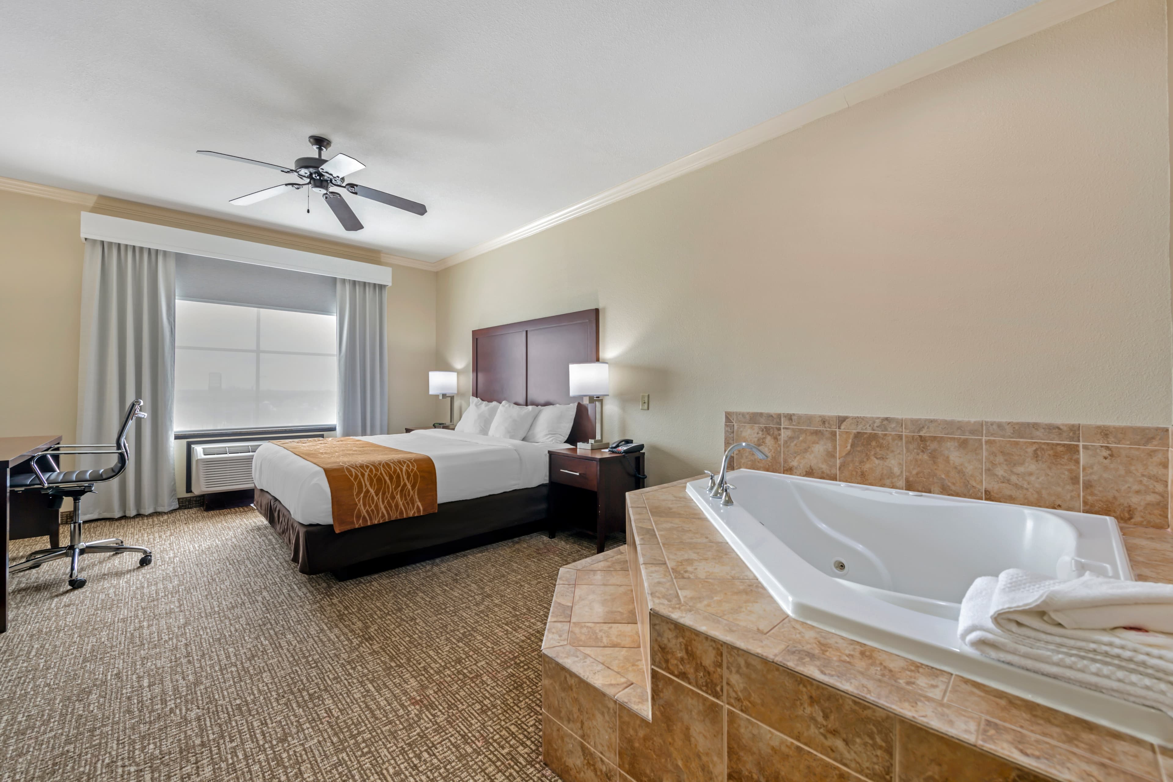 Comfort Inn & Suites Fort Worth - Fossil Creek — 23
