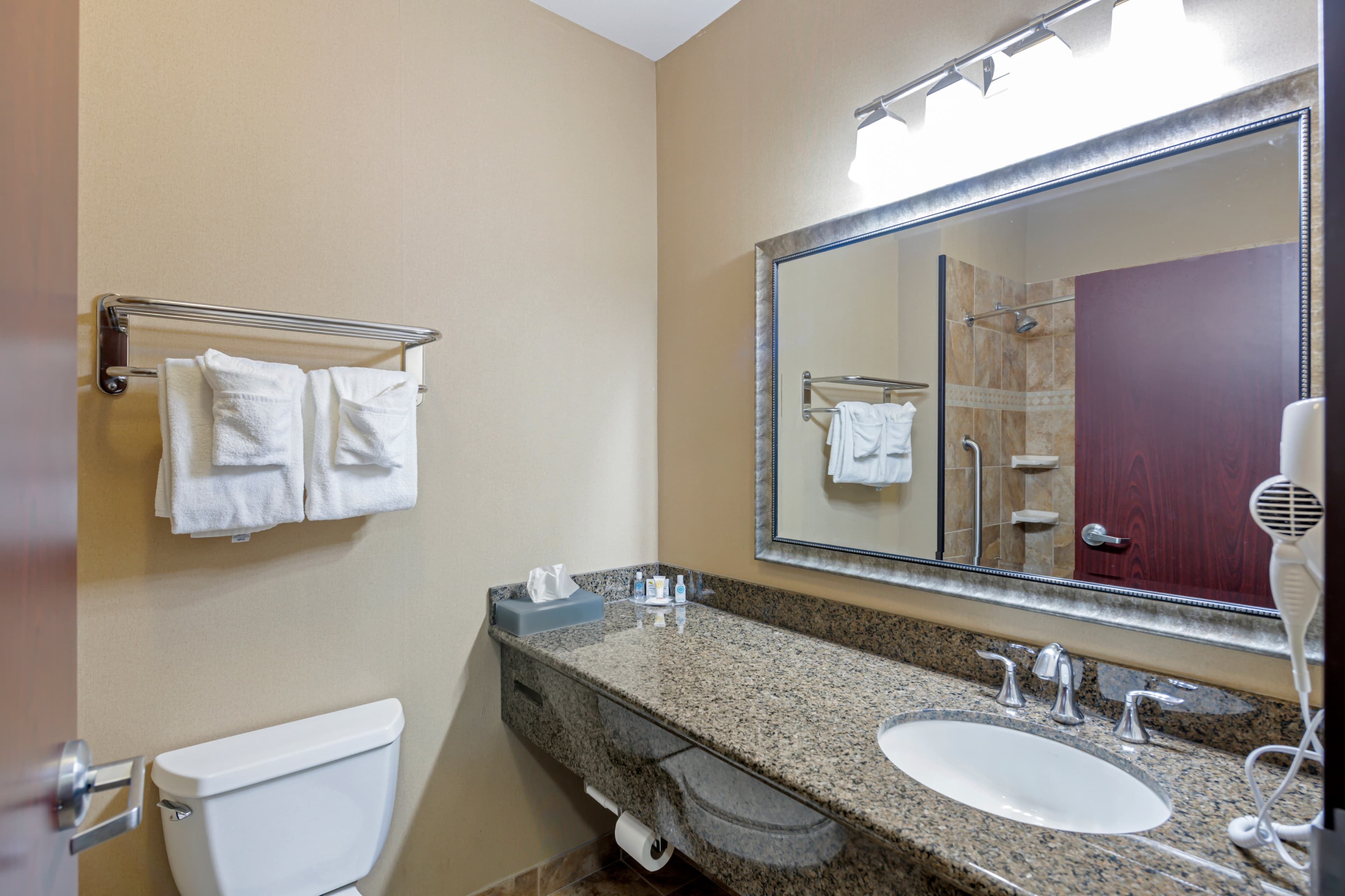 Comfort Inn & Suites Fort Worth - Fossil Creek — 42