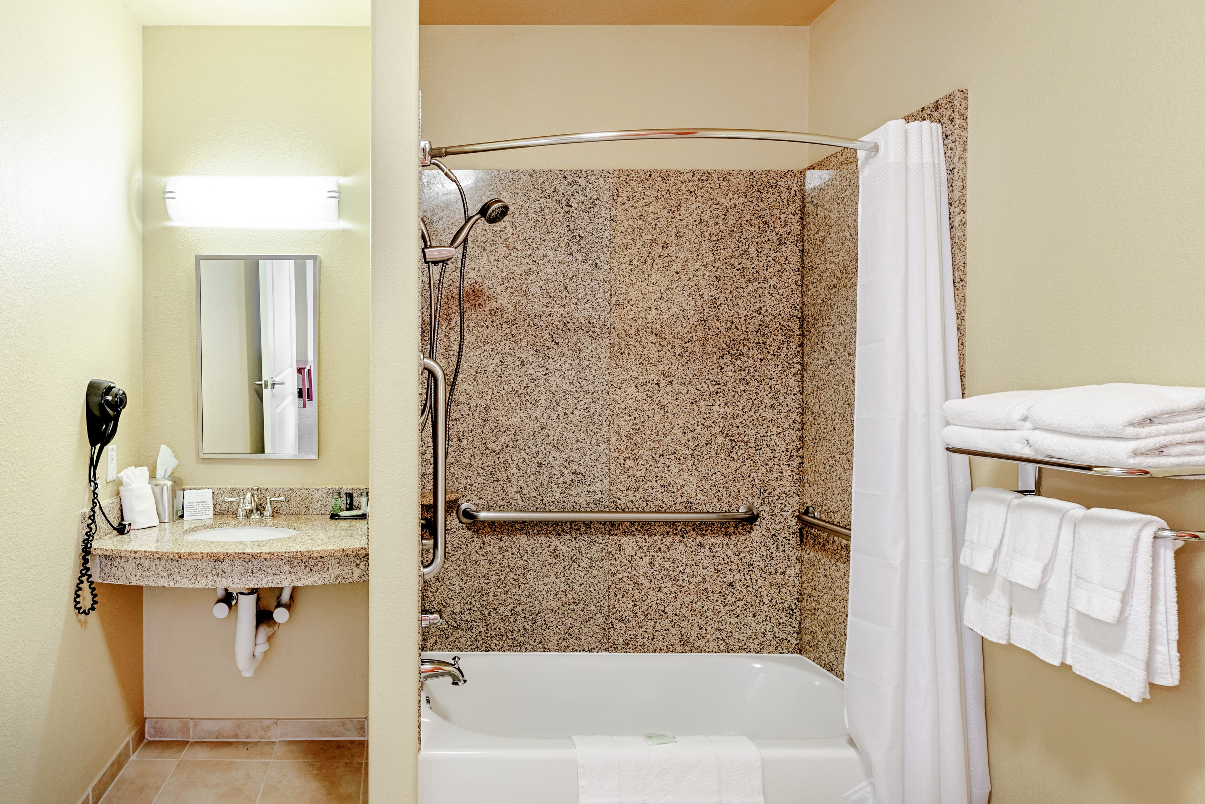 Sleep Inn & Suites Tyler South — 11