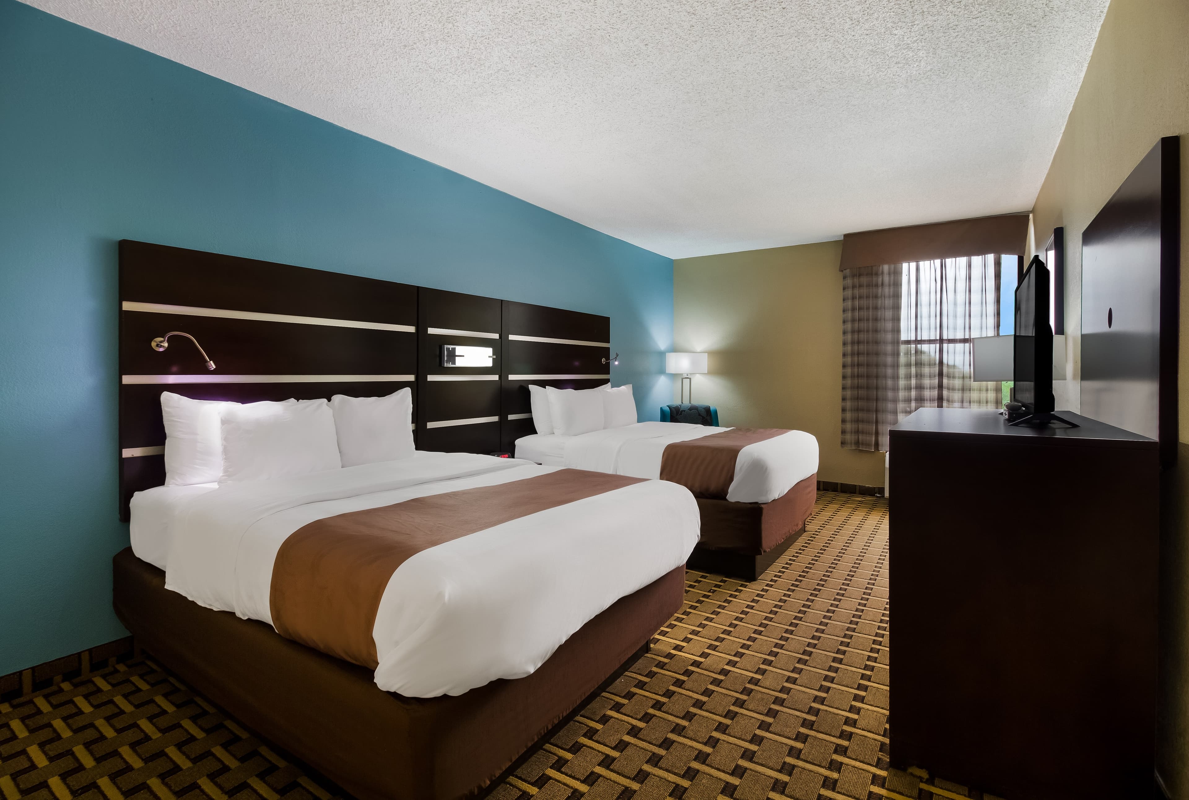 Quality Inn Houston East I-10 — 6