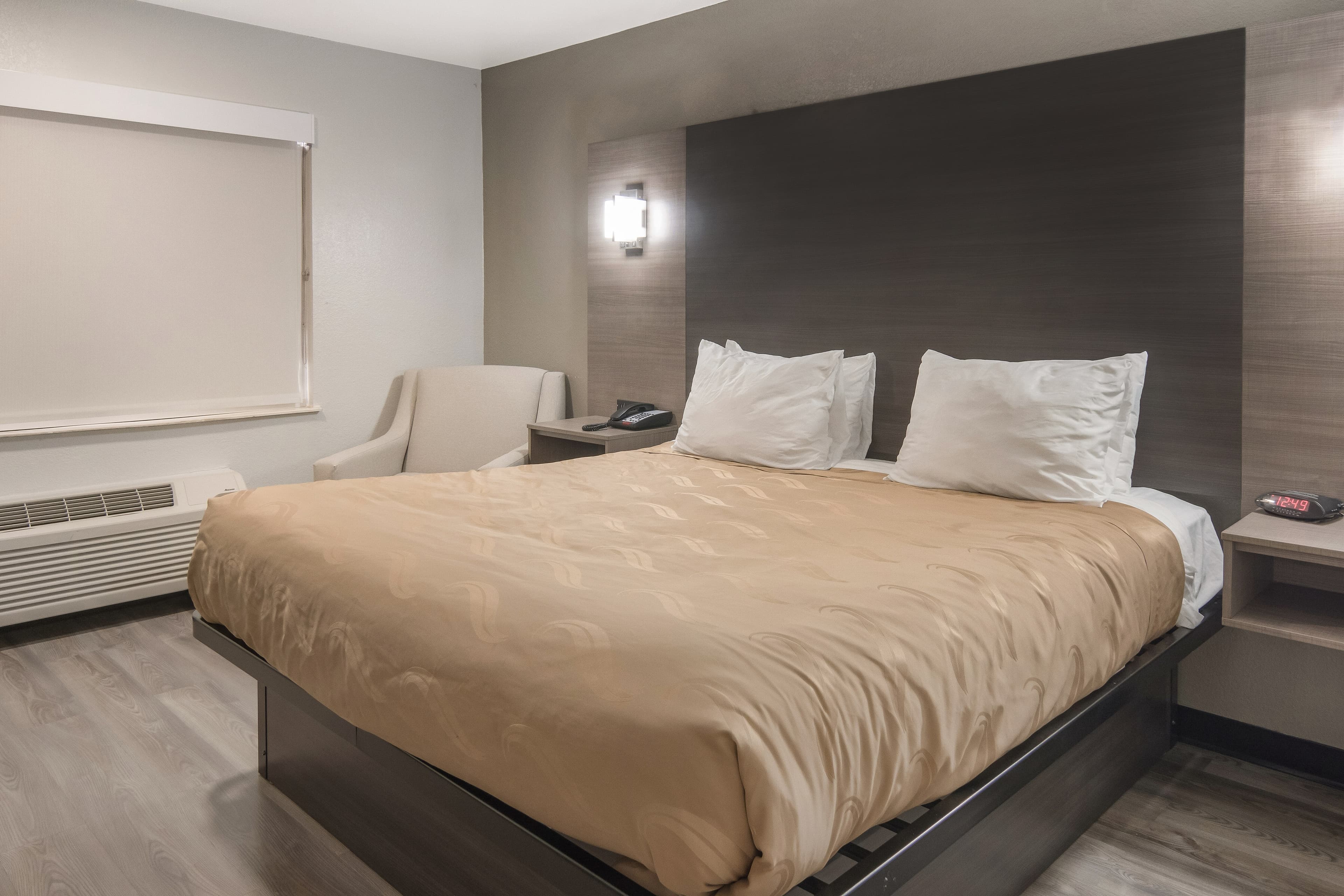 Quality Inn & Suites Fort Worth - Fossil Creek — 8