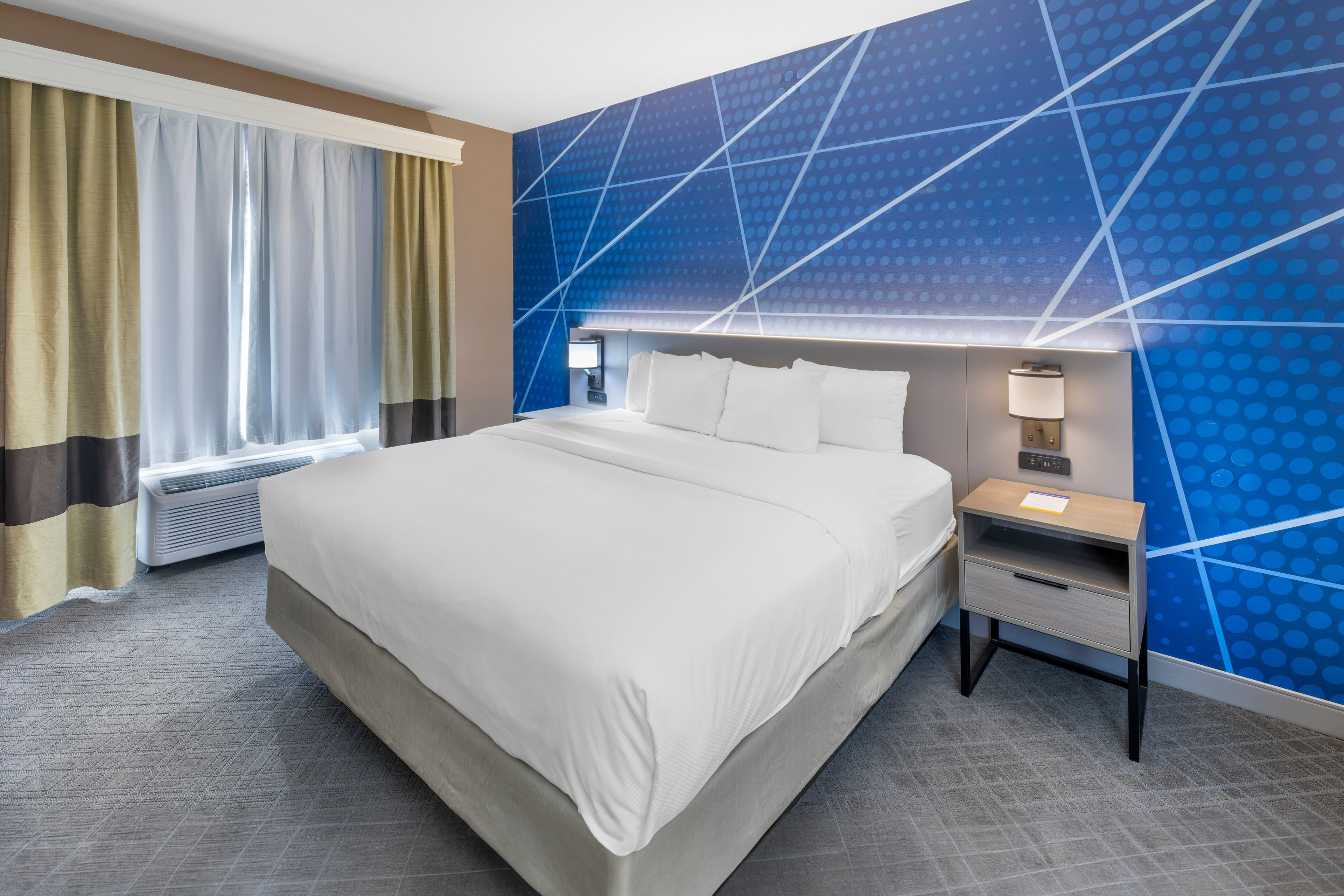 Comfort Suites Pecos — 11