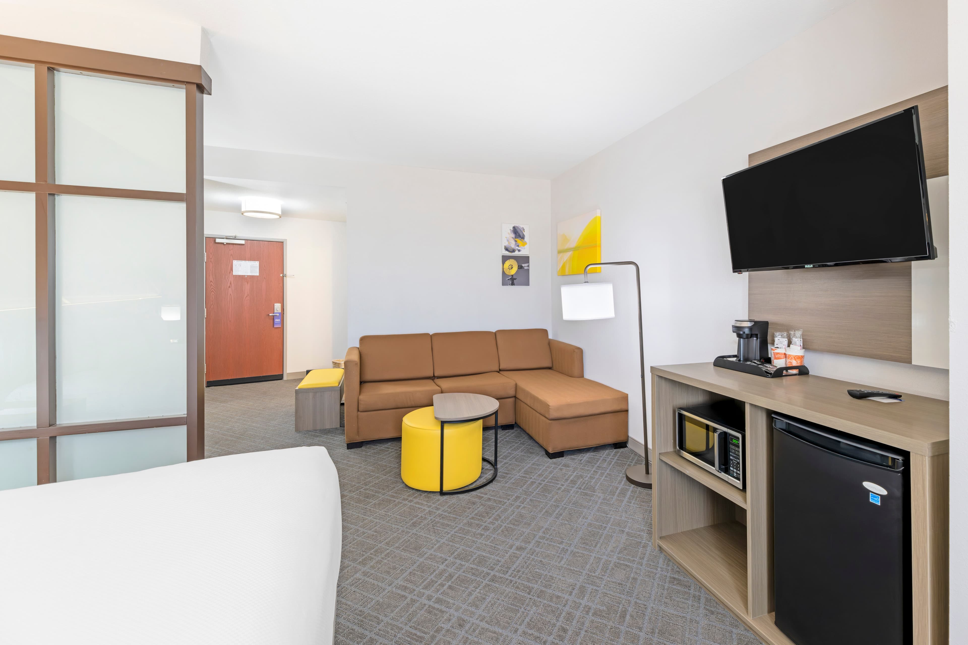 Comfort Suites Pecos — 16