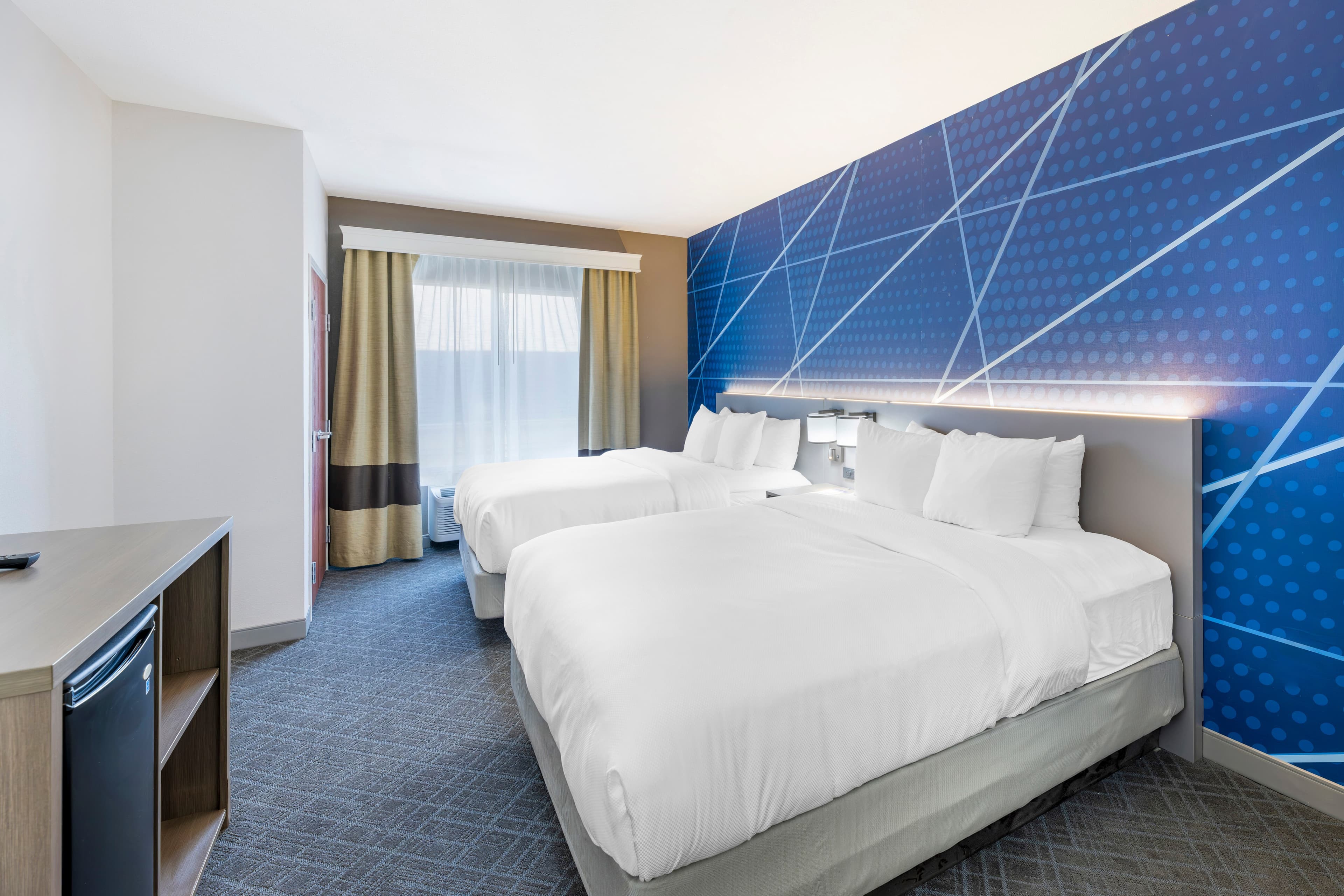 Comfort Suites Pecos — 6