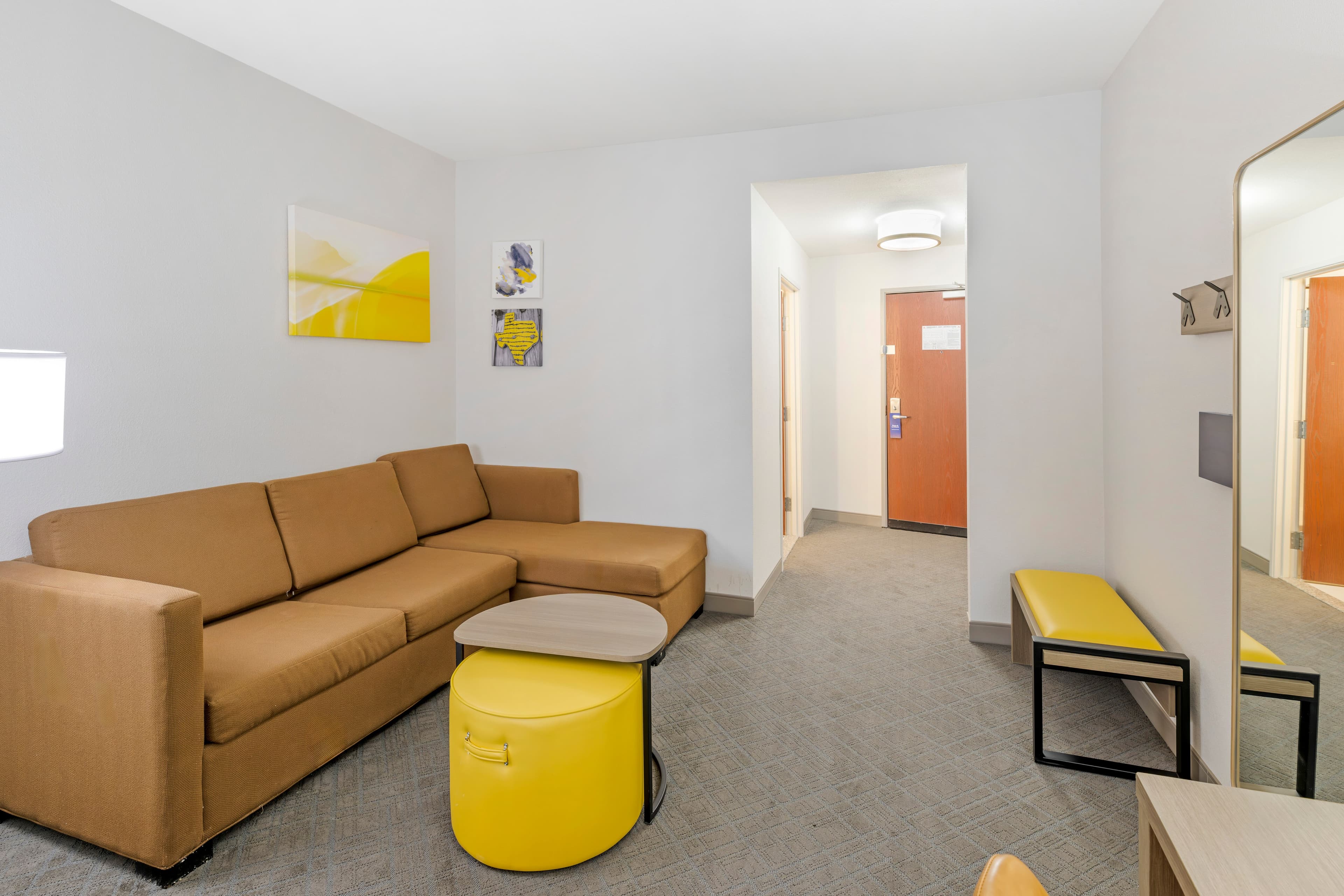 Comfort Suites Pecos — 8